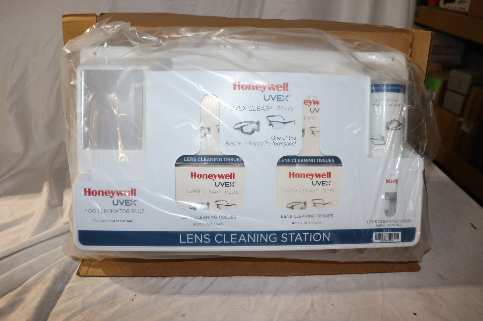 HONEYWELL UVEX S485 Lens Cleaning Station, 16 fl oz Bottle 799EF4