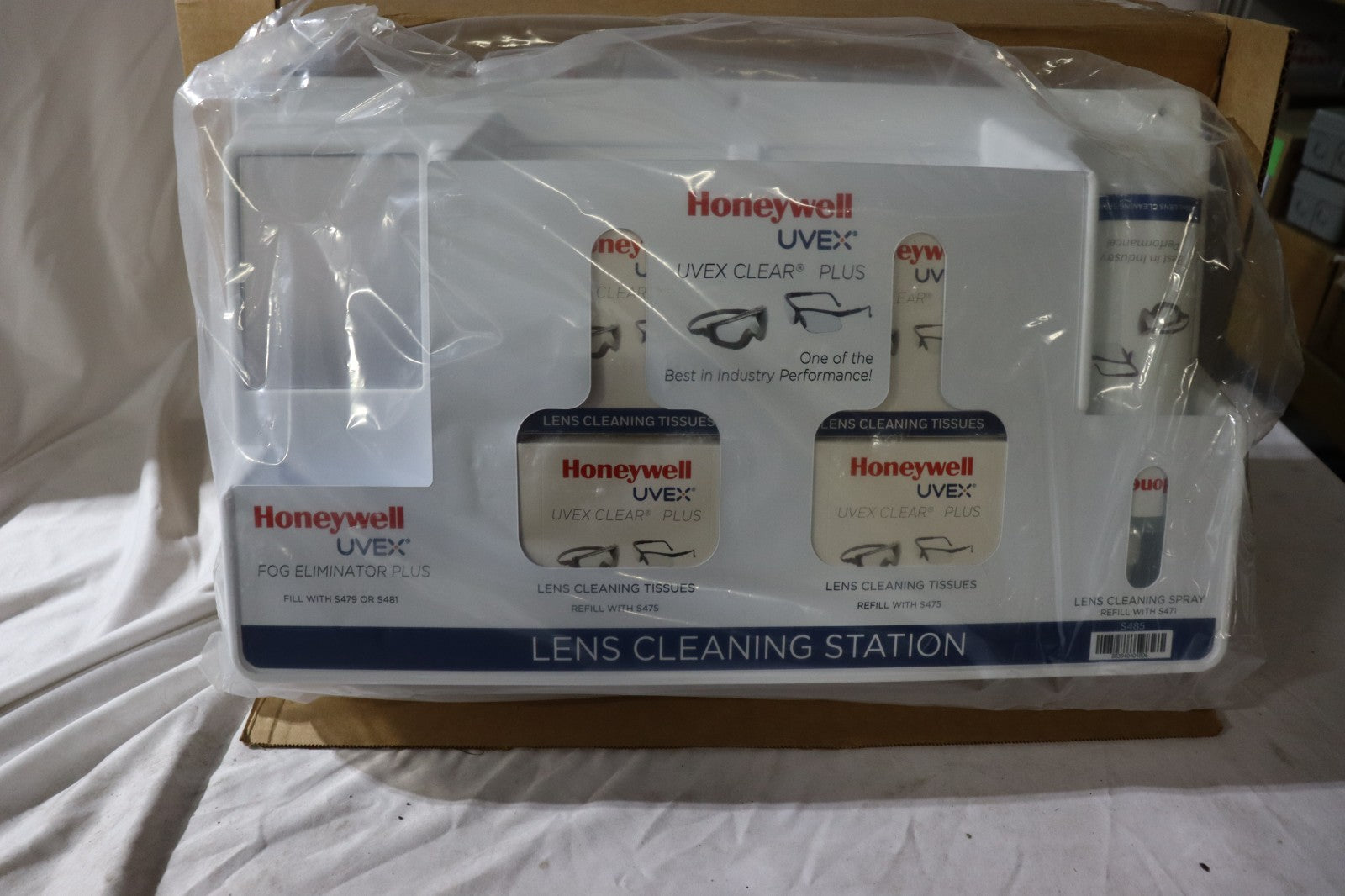 HONEYWELL UVEX S485 Lens Cleaning Station, 16 fl oz Bottle 799EF4