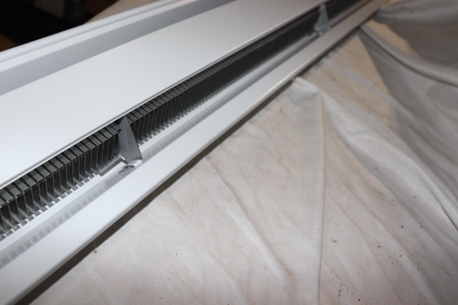 Dayton 3UG85D 60" Electric Baseboard Heater, White, 940/1250W, 208/240V