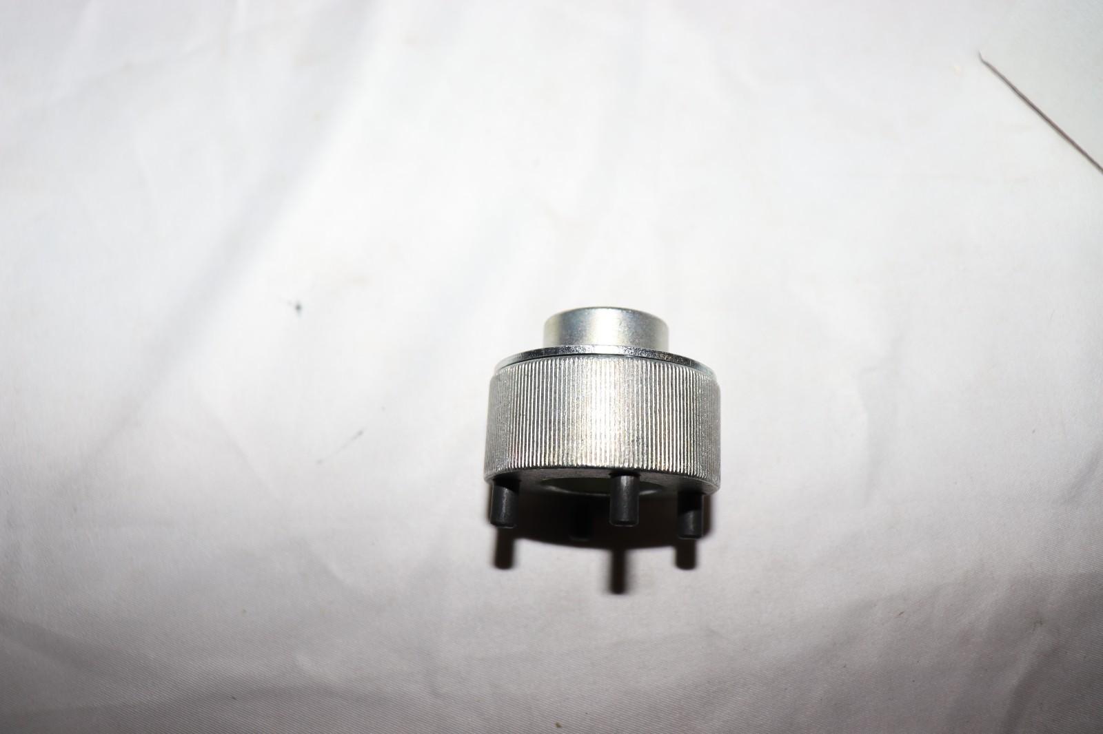 Dynamic Diamond Tooling, Cup Wheel Thread Adapter for Angle Grinders, CW Wrench