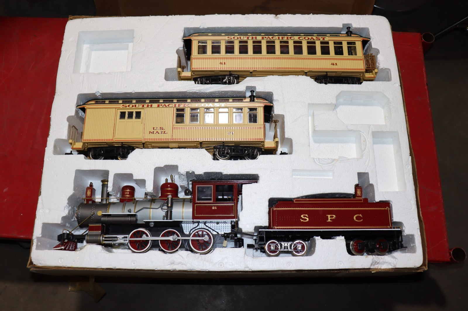 Bachmann Big Haulers Golden Classic Series South Pacific Coast G Scale Train Set