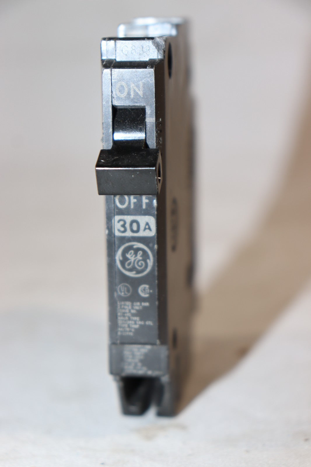 GE THQP130 30A 120V 1 POLE TYPE TQP CIRCUIT BREAKER