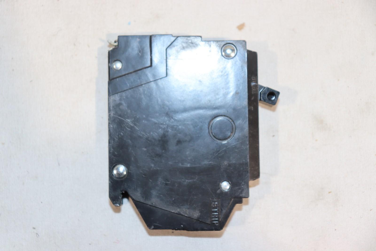 GE THQP130 30A 120V 1 POLE TYPE TQP CIRCUIT BREAKER