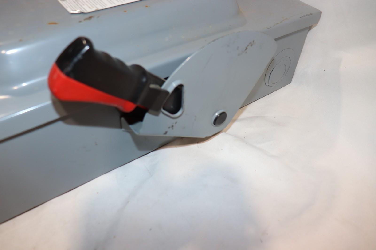 Square D H363 Safety Disconnect Switch 100A 3P 600V Type 1 Indoor 100 Amp Used