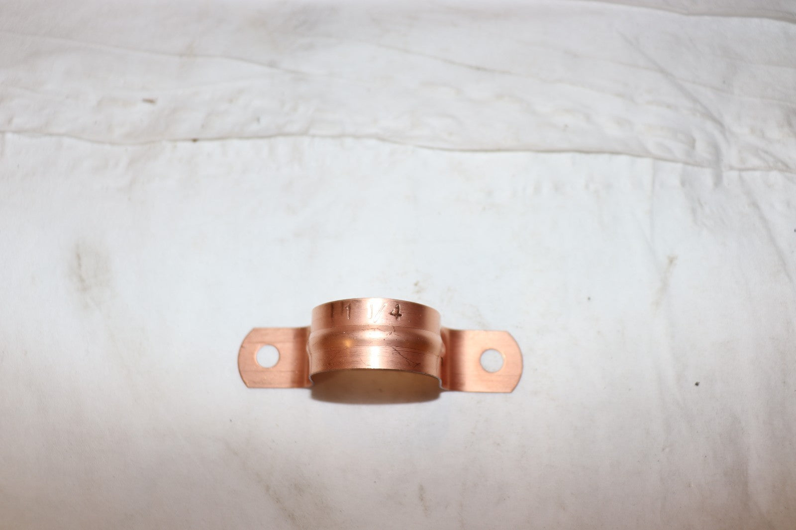 1-1/4 INCH COPPER PIPE STRAP HANGER, PACK OF 6