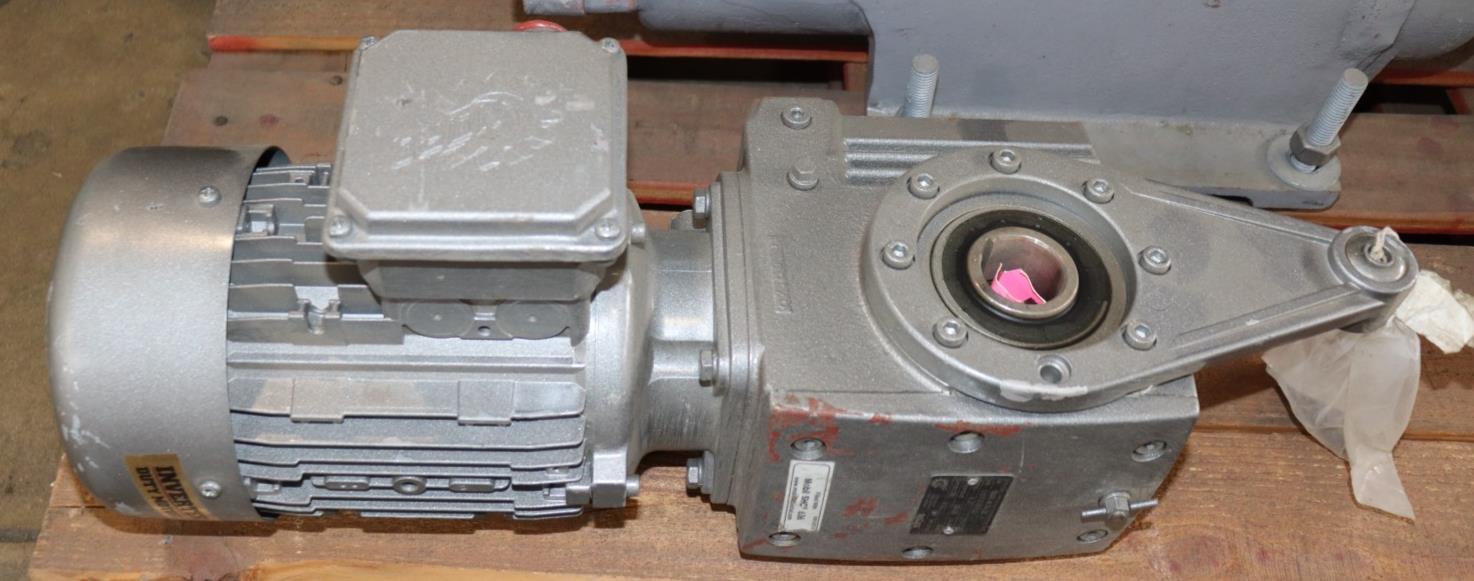 Nord Gear Motor 230/460V 3 Phase, 90S/4 CUS, 8.47 Ratio, 186 RPM