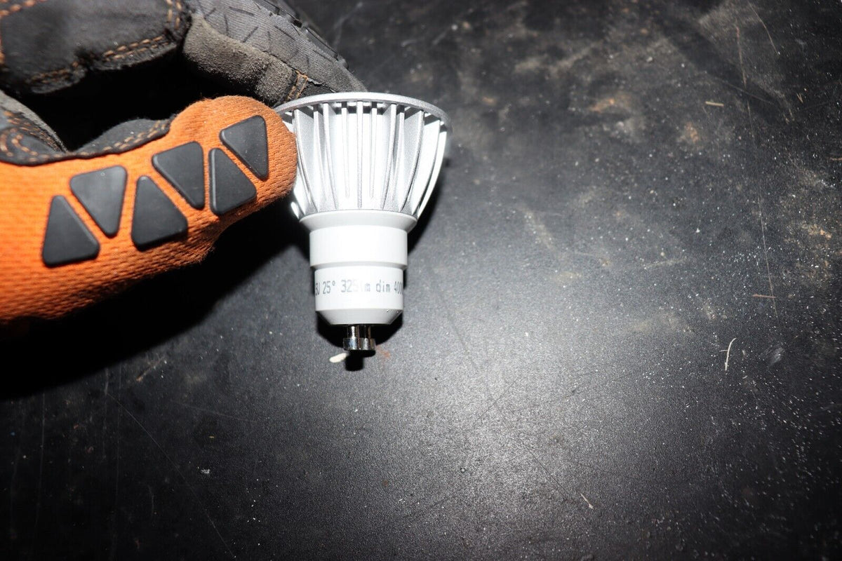 2 PIN LED BULB, 5W, GU10 LED, 4000k, C-130749, 120V, 325 LUMENS, NEW - Northside Material Brokers
