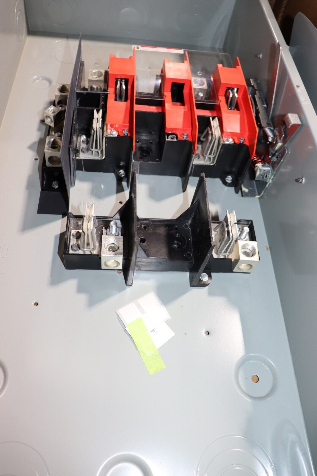 200 Amp 2 Pole 240 Volt Siemens HF224N Fusible Safety Switch Heavy Duty Nema 1 - Northside Material Brokers