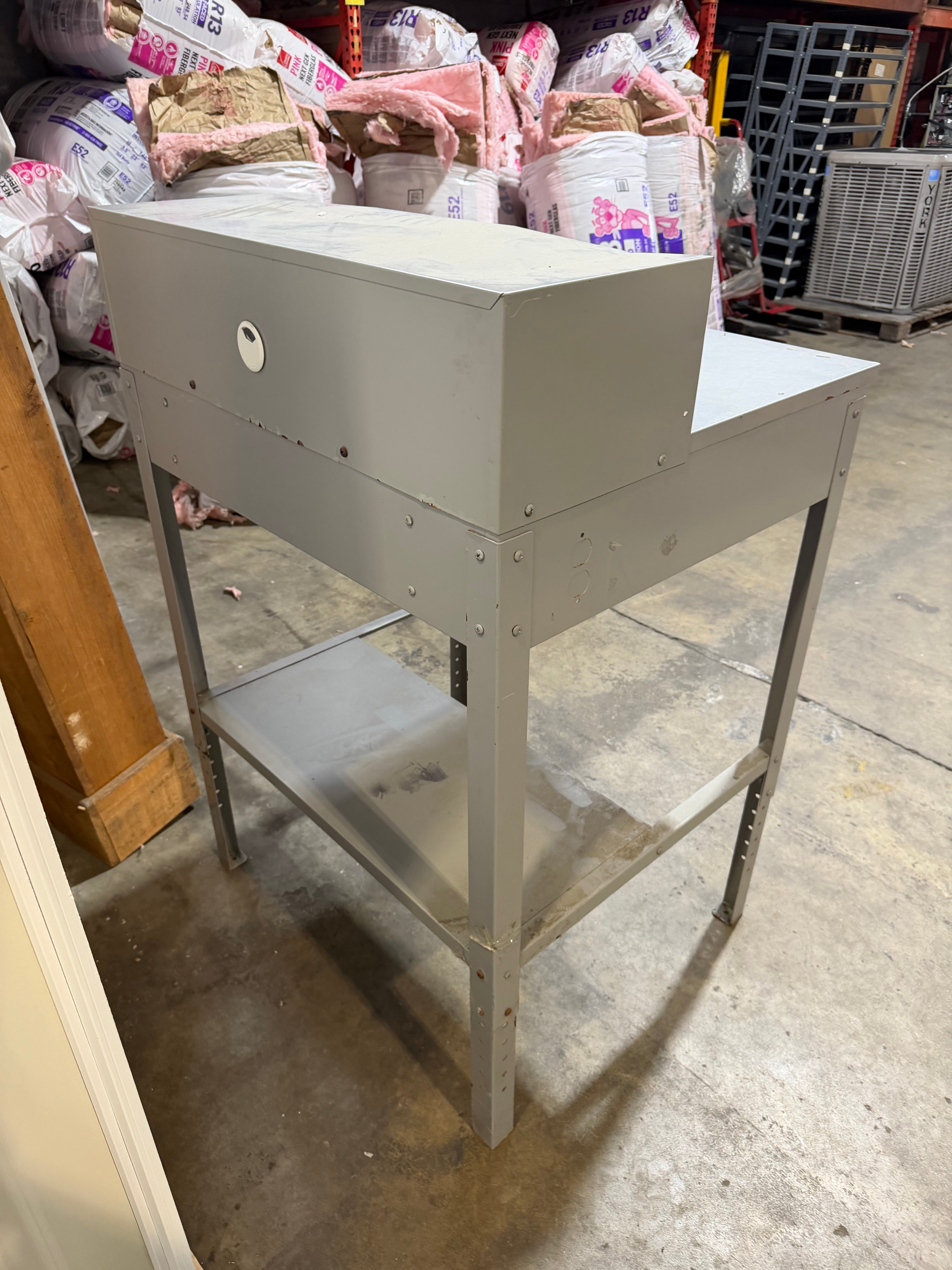 Standard Flat Top Shop Desk