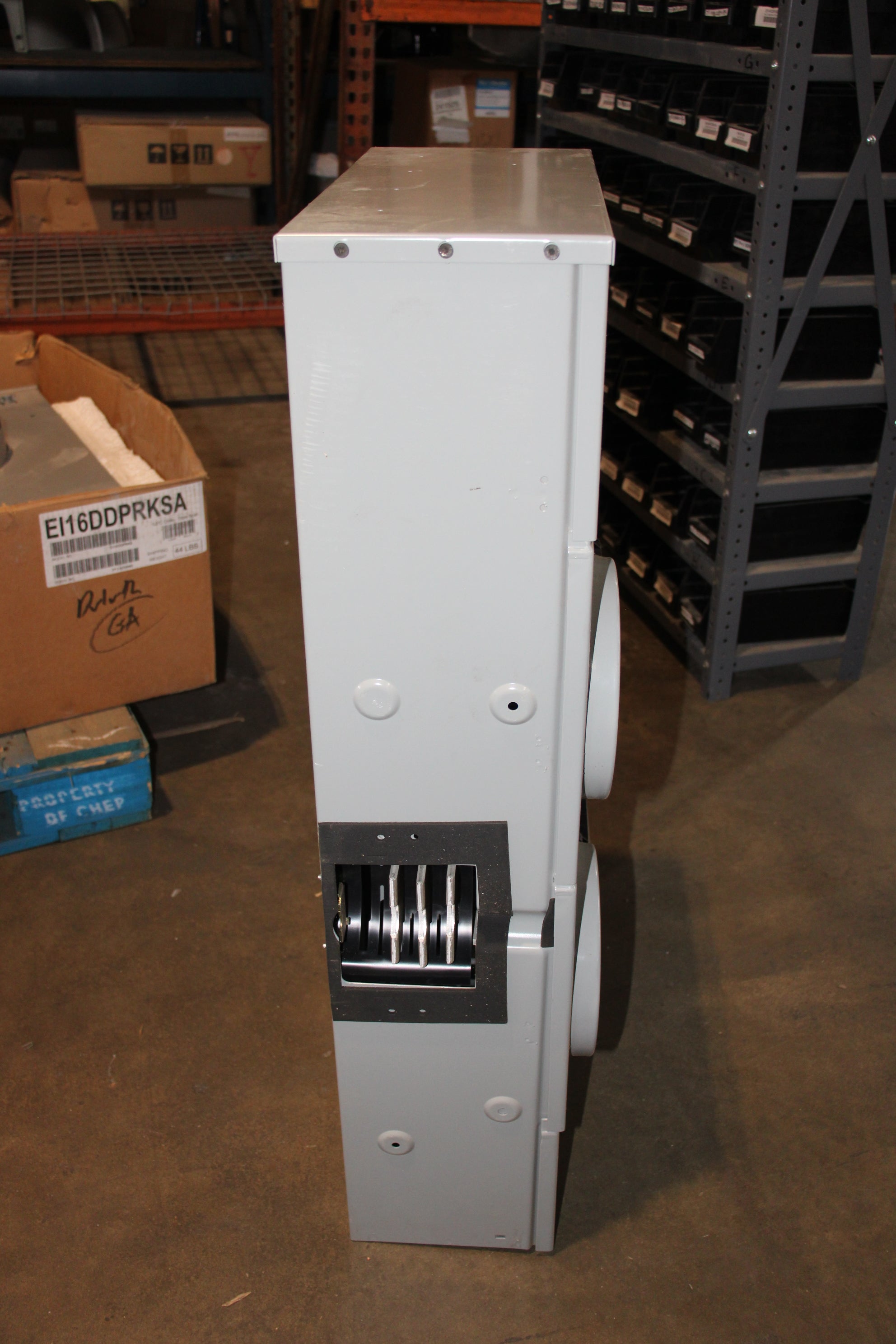 Siemens WMM2200U 120/240 VAC 200 Amp 1-Phase 100 kA 3-Wire 2-Position Ring Meter Stack