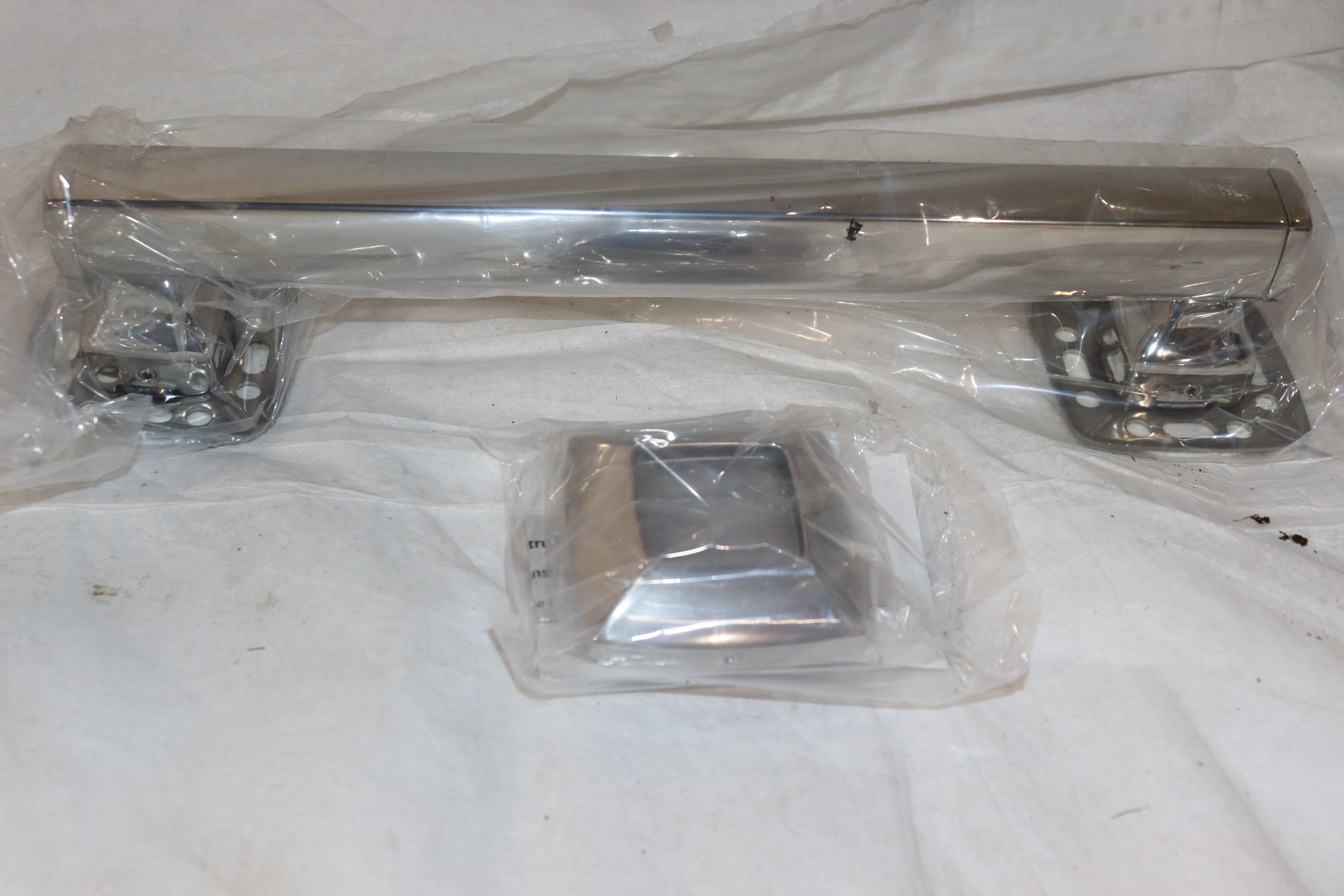 Moen Voss 12" Grab Bar, YG5112CH, Chrome