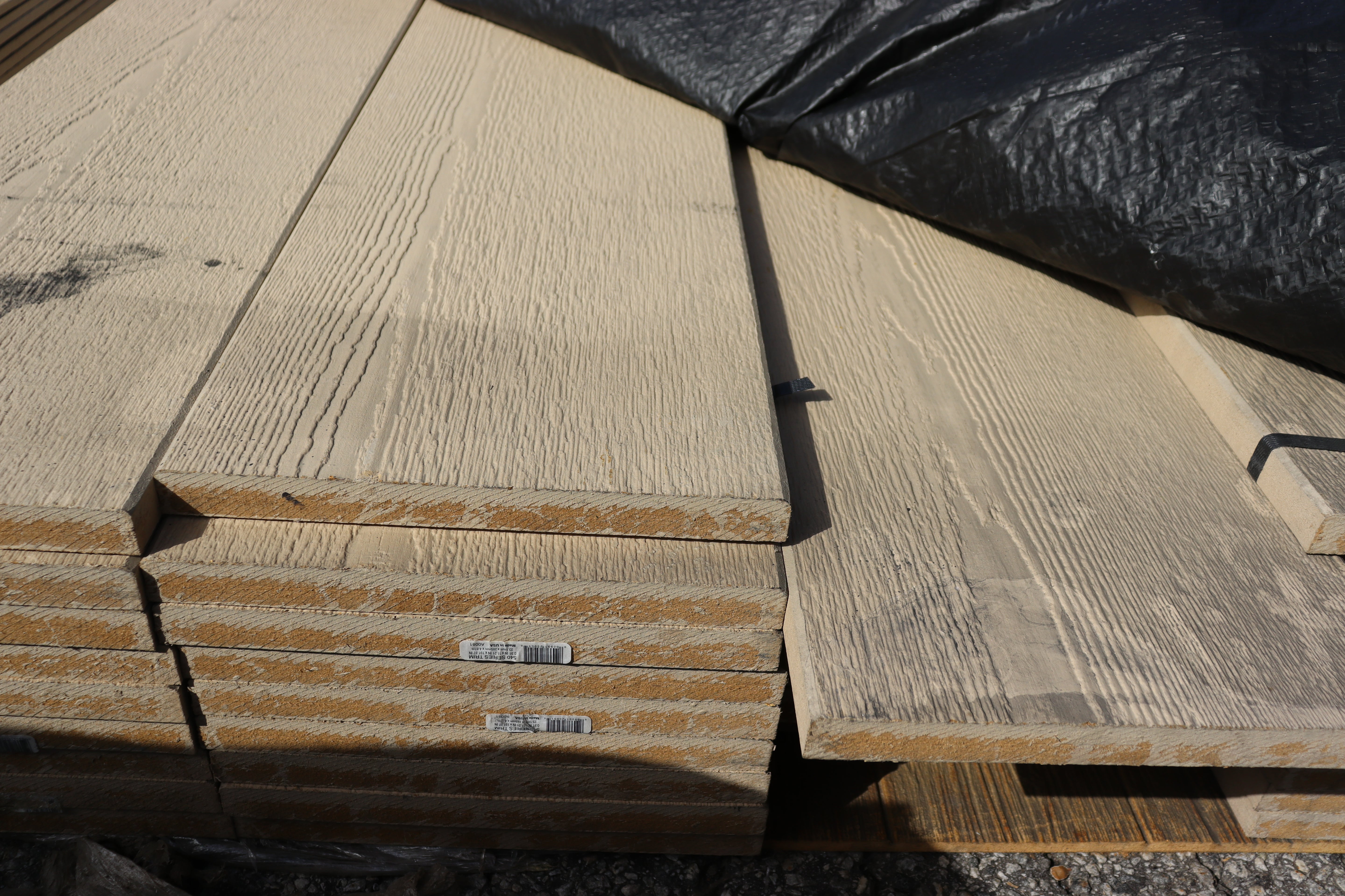 LP Siding 8.25" Lap Siding Textured 16' Length 7/16" Thickness