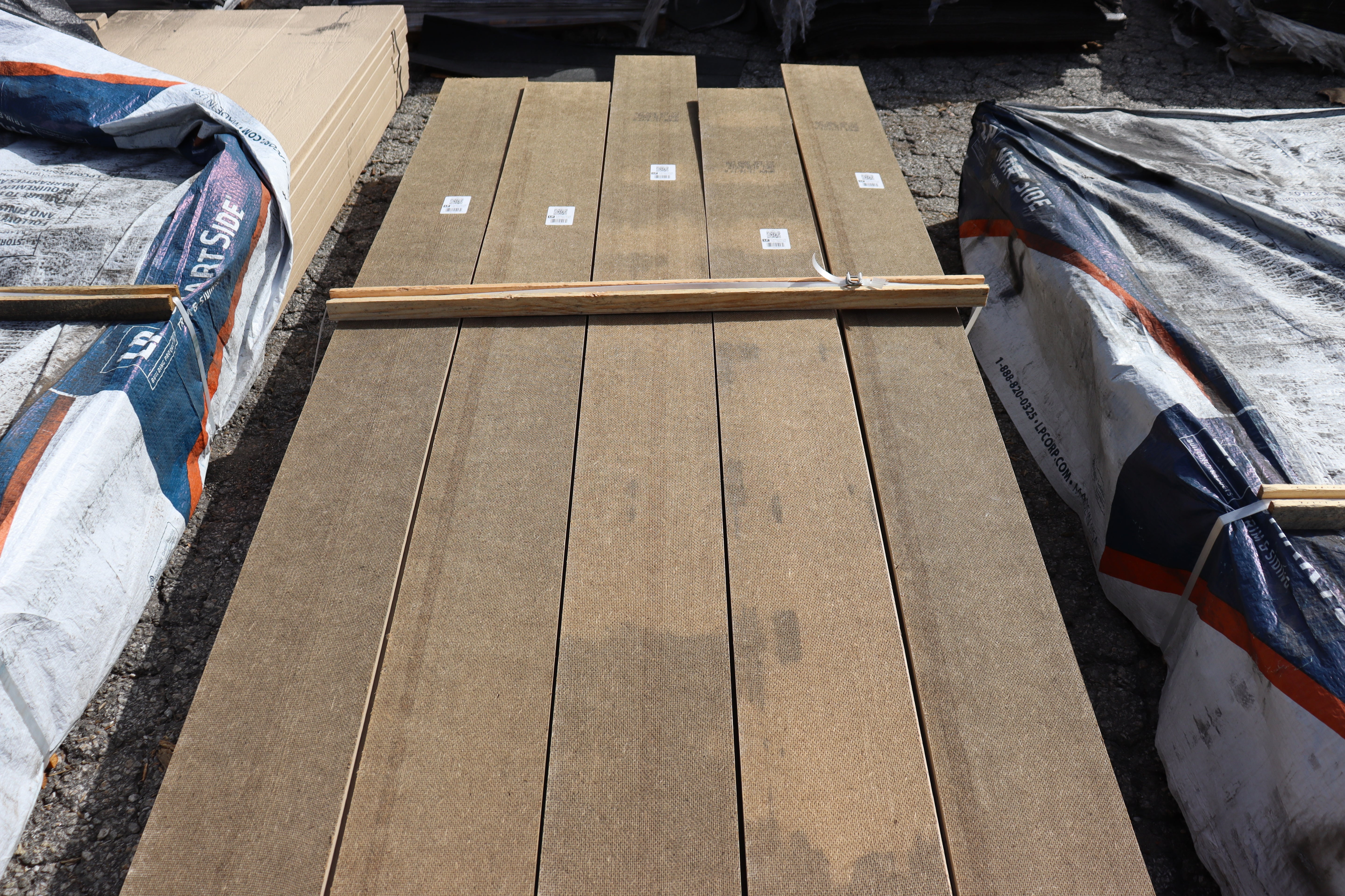 LP 540 Reversible Siding Trim 4/4"x6"x16' Textured or Smooth