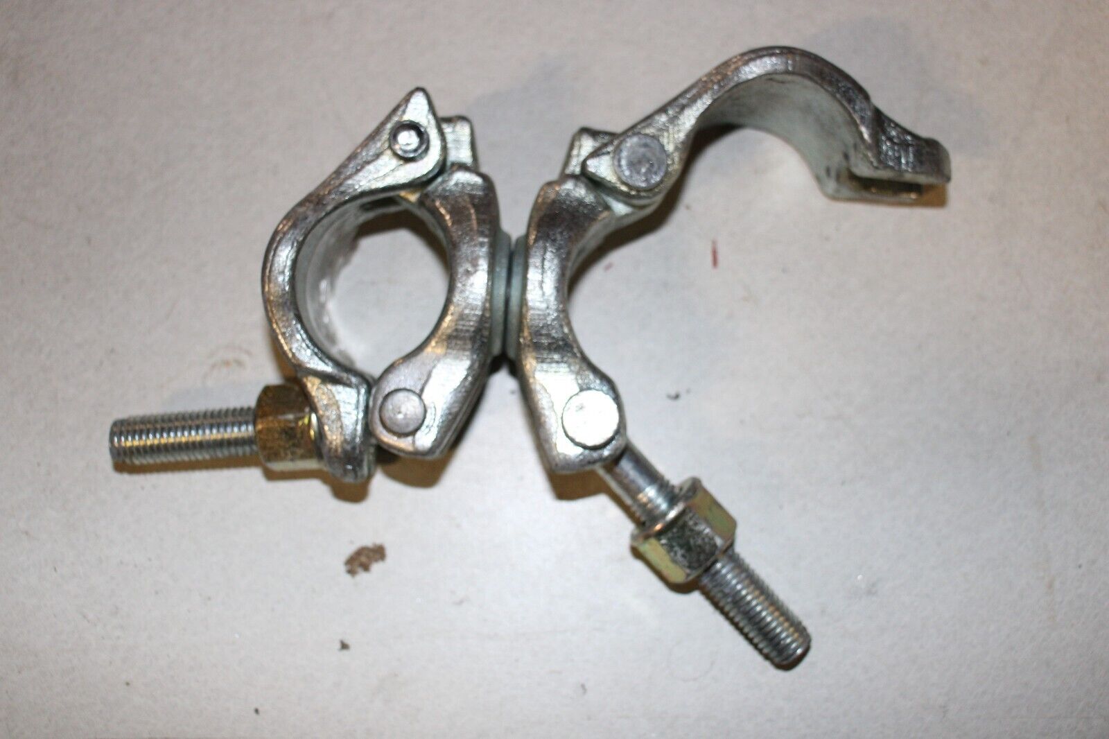 All Purpose Bolted Swivel Dual Clamp for Scaffold Frame Galvanized Heavy Duty - Northside Material Brokers