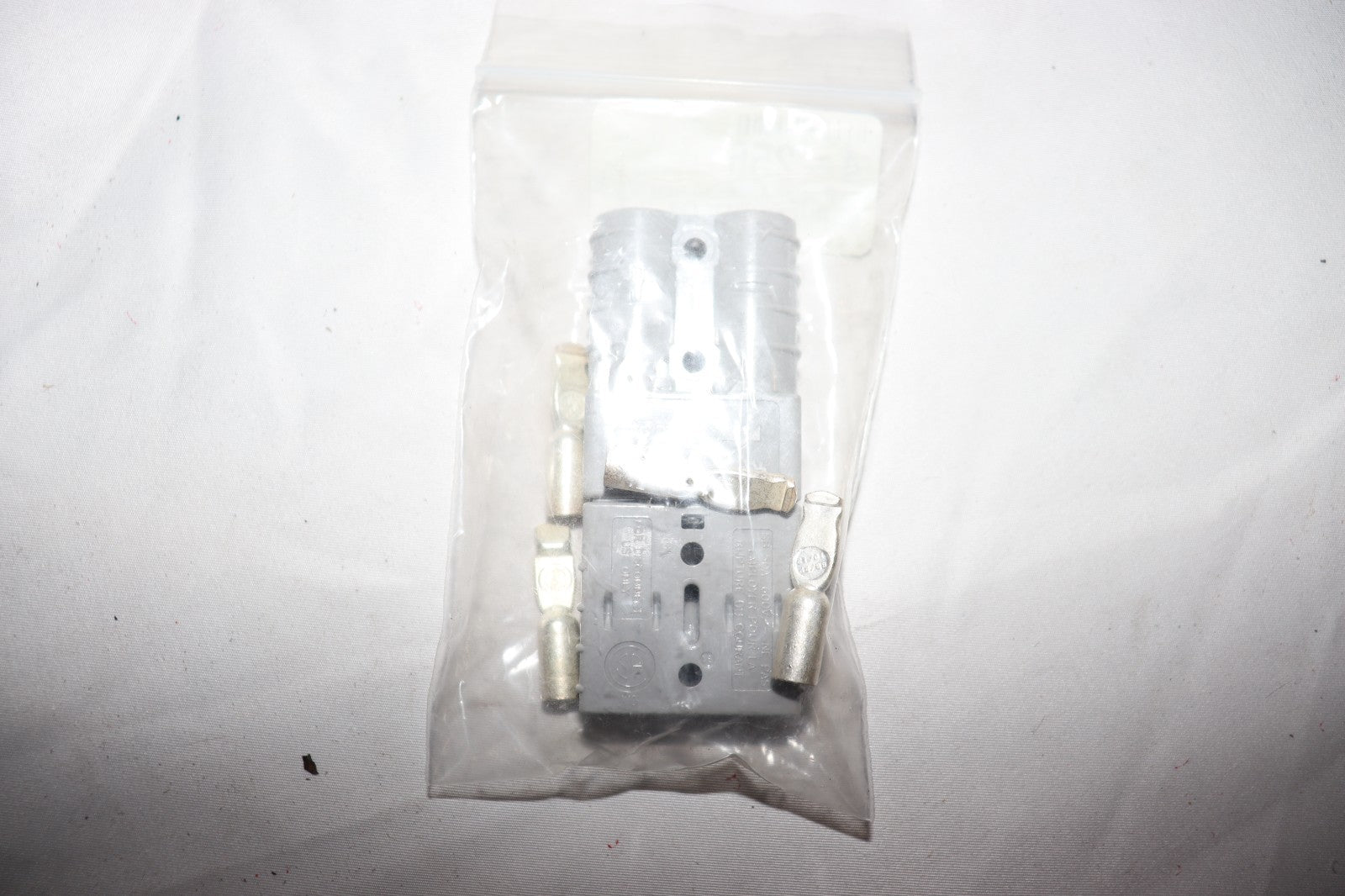 Anderson 4-256 Connectors, with Contacts 50AMP, Factorycat / Tomcat - Northside Material Brokers