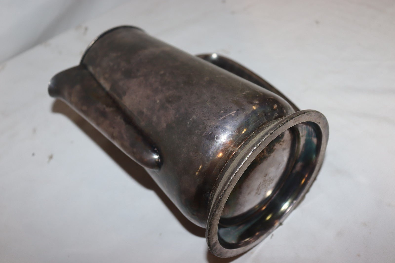 ANTIQUE HILTON HOTEL 10 oz CREAMER PITCHER HOTEL SILVER - Northside Material Brokers