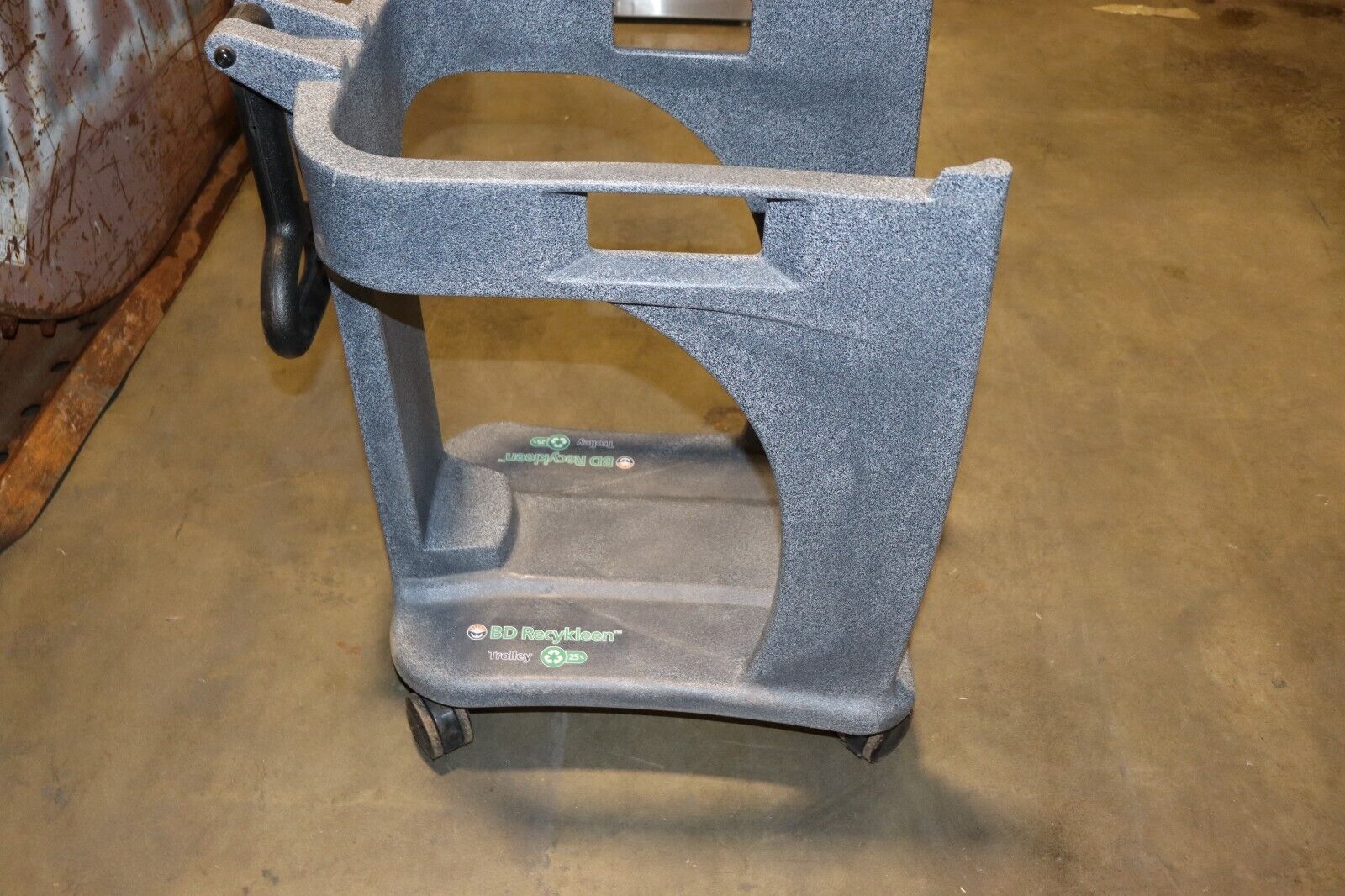 BD Recykleen 9 Gallon TrolleyModel 305090, Used, GREAT Condition - Northside Material Brokers