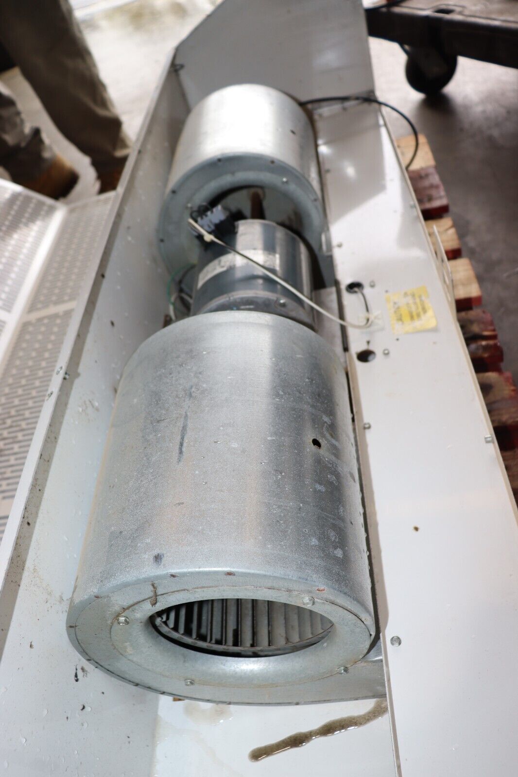 Berner SHC07-1048AA, High Performance 7 Series Air Curtain, 48 Inches Wide, USED - Northside Material Brokers