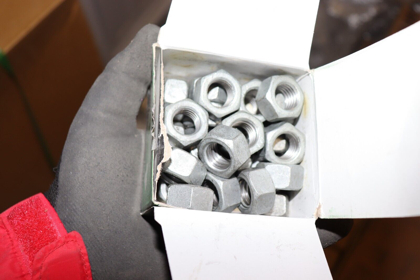 BOX OF 25 - Hillman Hex Nut Hot Dip Galvanized Steel Grade 2 5/8"-11 810515 - Northside Material Brokers