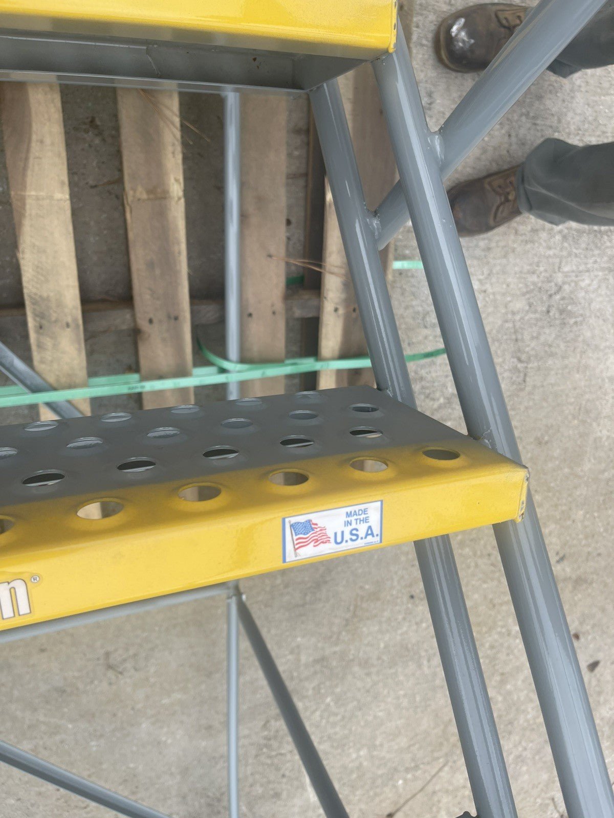 Cotterman 9-Step Rolling Steel Staircase Ladder, 450 lbs Cap, w/ Platform. - Northside Material Brokers