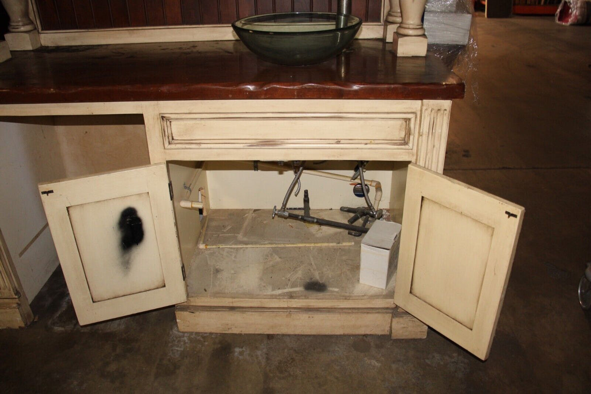 CUSTOM MADE BUILT IN BAR WITH VESSEL SINK - Northside Material Brokers