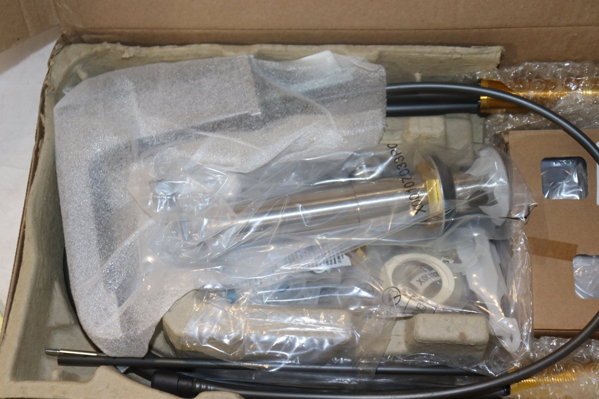 DELTA CHROME MODERN WIDE-SPREAD FAUCET 3567-MPU-DST - Northside Material Brokers