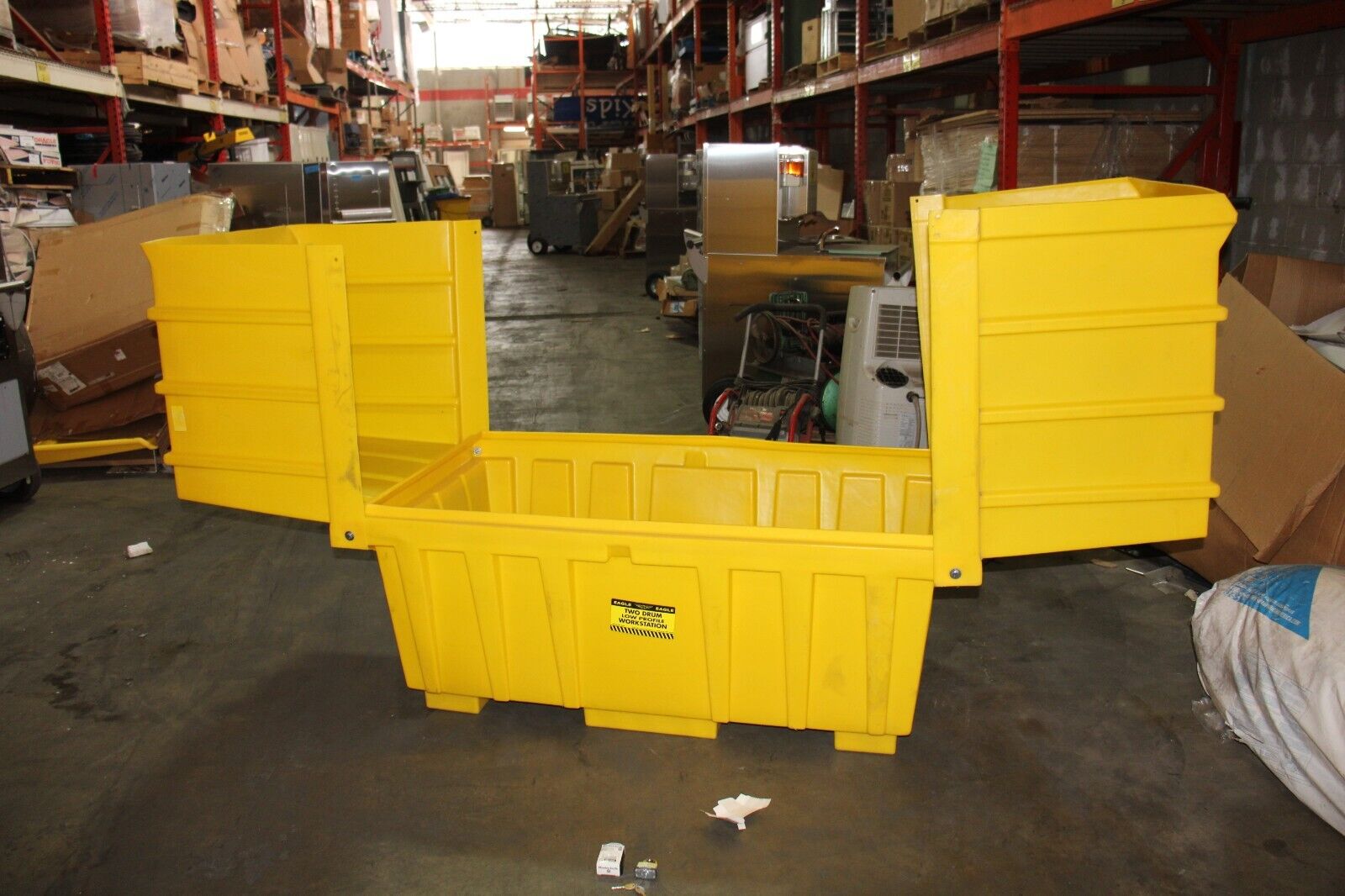 EAGLE 110 GAL SPILL CONTAINMENT WORKSTATION 1626 - Northside Material Brokers