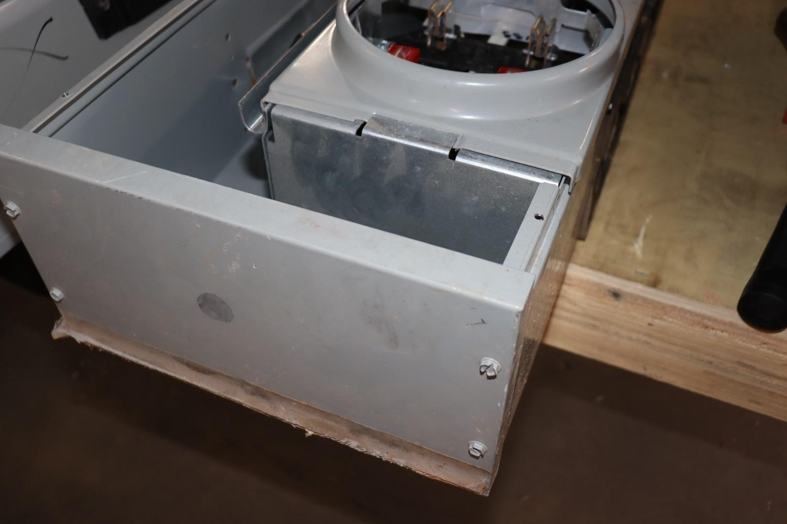 Eaton 1MM412RRL 800 Amp 4-Gang 125A 1-Phase Four Meter Socket Modular Stack Used - Northside Material Brokers