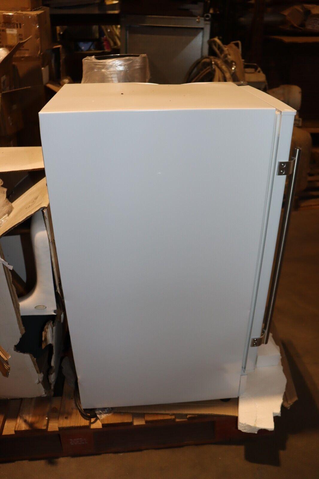 Edgestart IB250WH Under Counter Ice Maker, White, New, Scratch and Dent - Northside Material Brokers