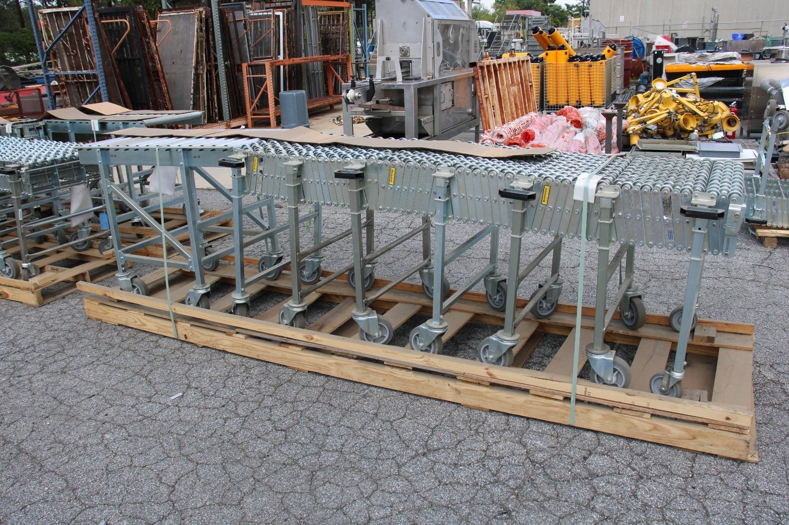 FMH Conveyors NESTAFLEX 376 Flexible Gravity Heavy Duty Conveyor - Northside Material Brokers