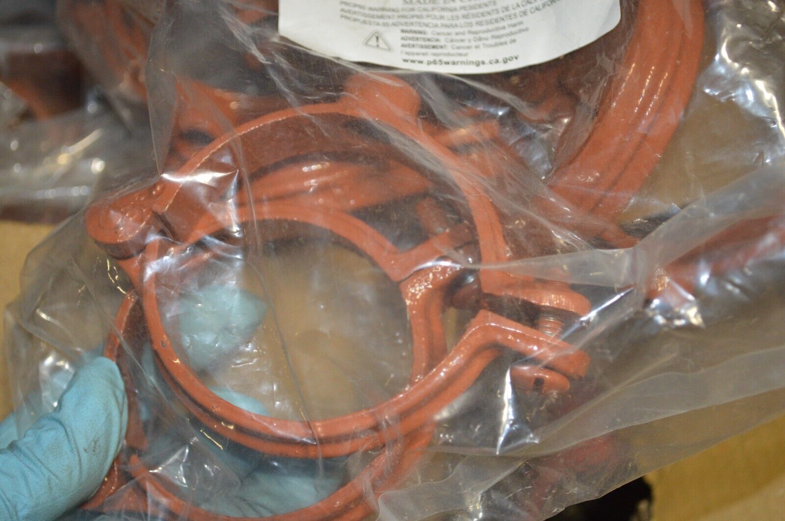 FNW 2-1/2 in. Epoxy Copper Split Ring Hanger FNW7001ECL, qty 1 - Northside Material Brokers