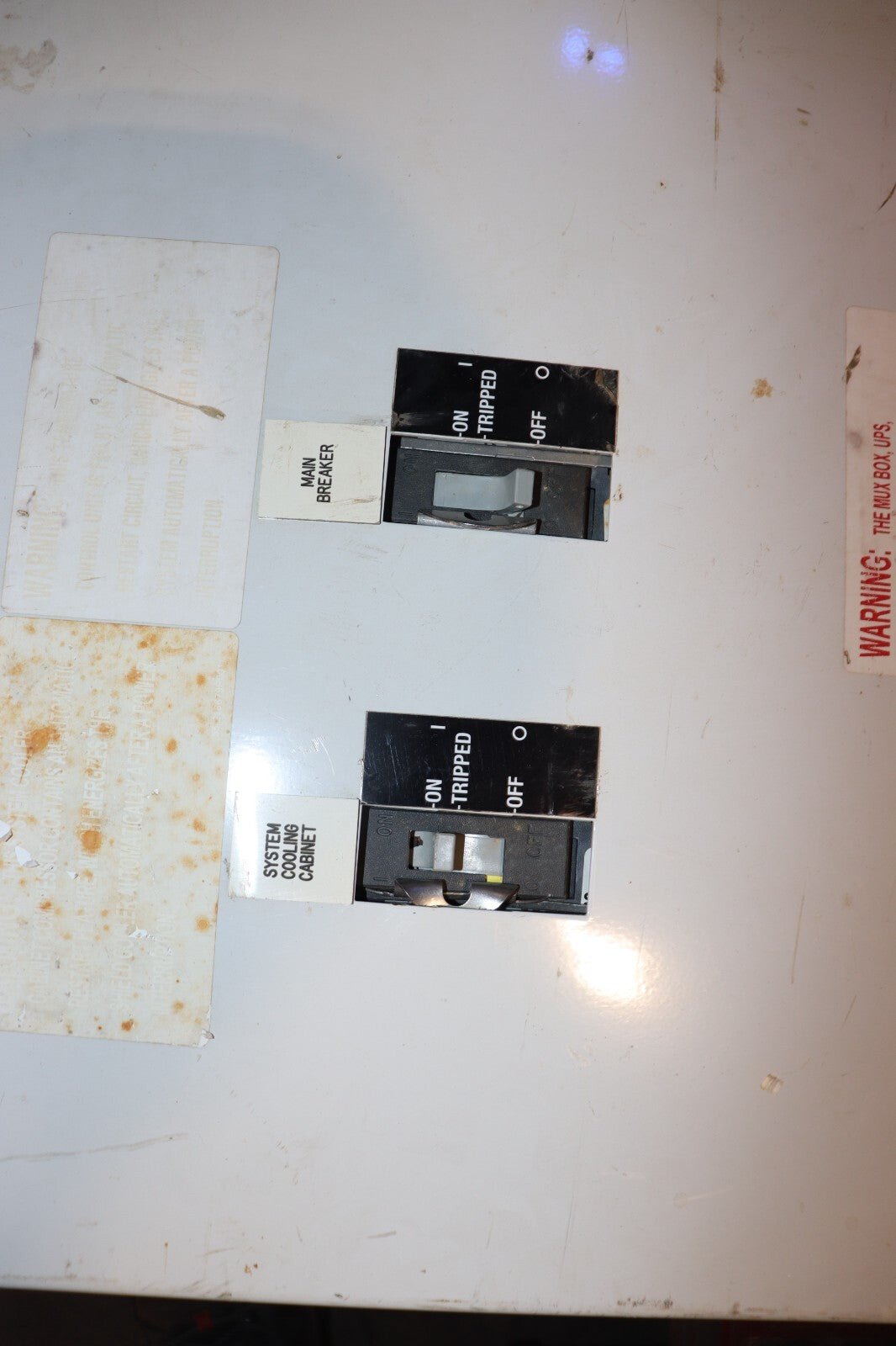 GE MR MAIN DISCONNECT Medical MAIN SYSTEM DISCONNECT PANEL, Used, Great PARTS - Northside Material Brokers