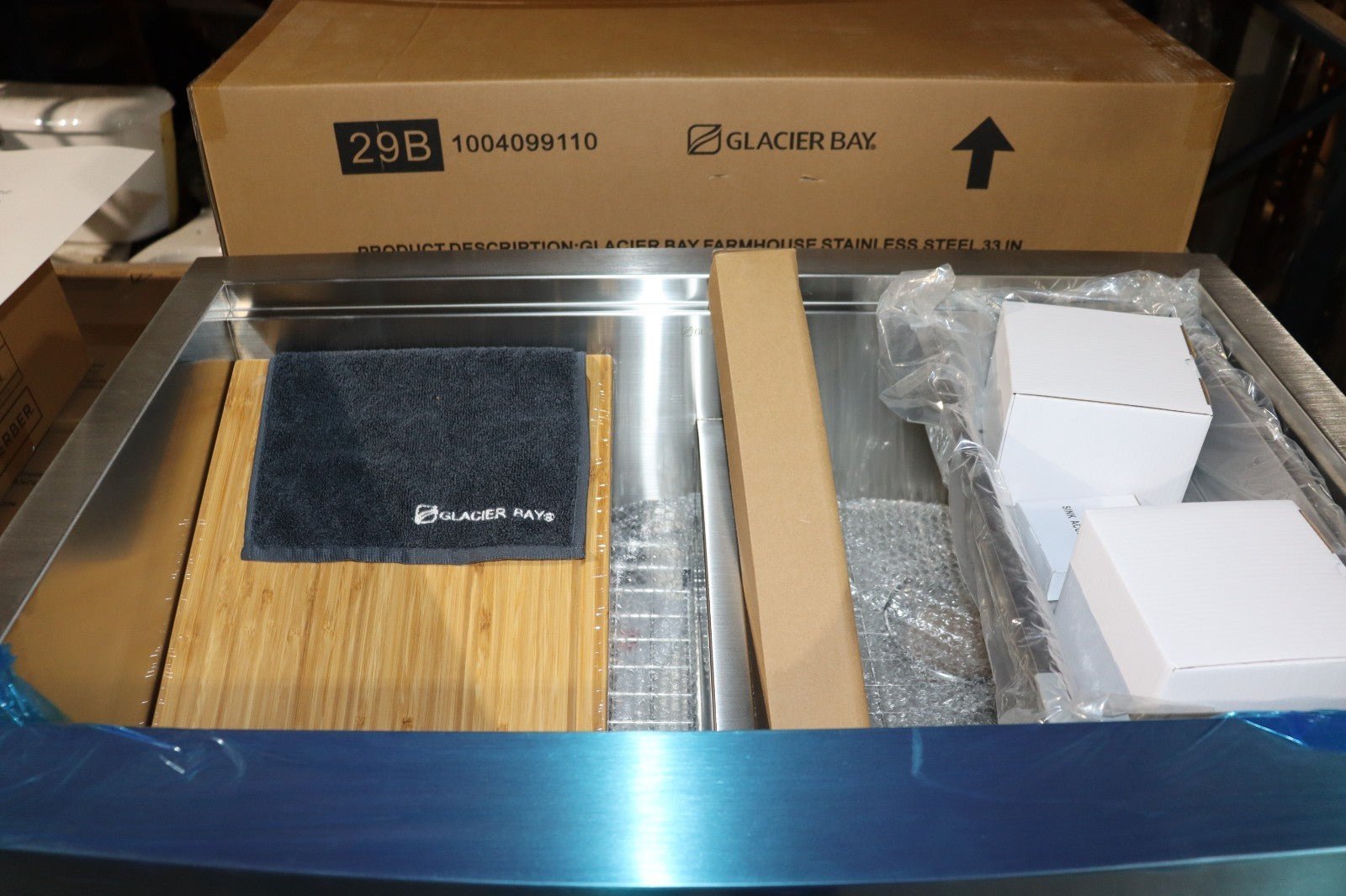Glacier Bay Zero Radius Farmhouse Apron-Front 18G Stainless Steel 33 in. Double - Northside Material Brokers