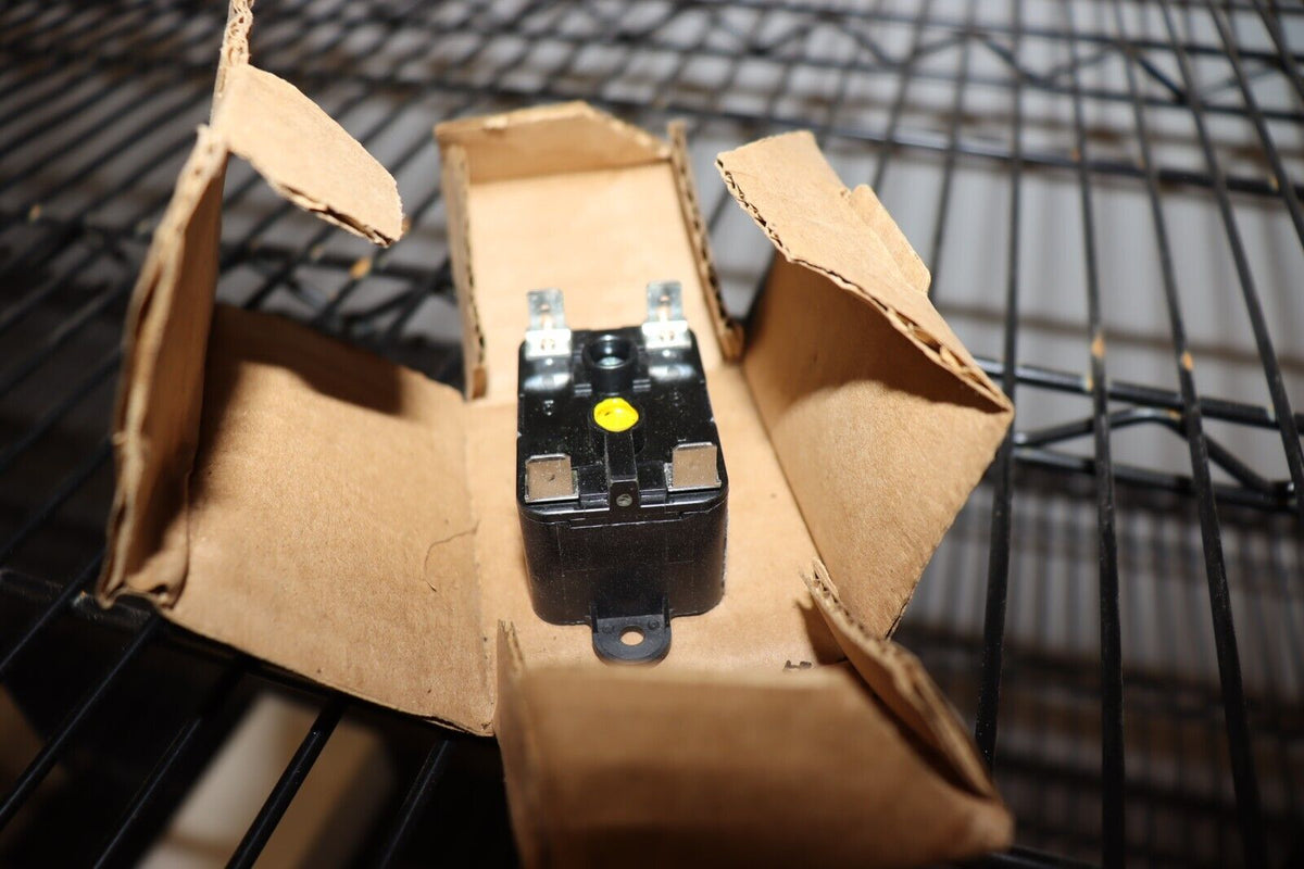 Lennox RELAY I.D. BLOWER SPST, 24V, 48G97, NOS - Northside Material Brokers