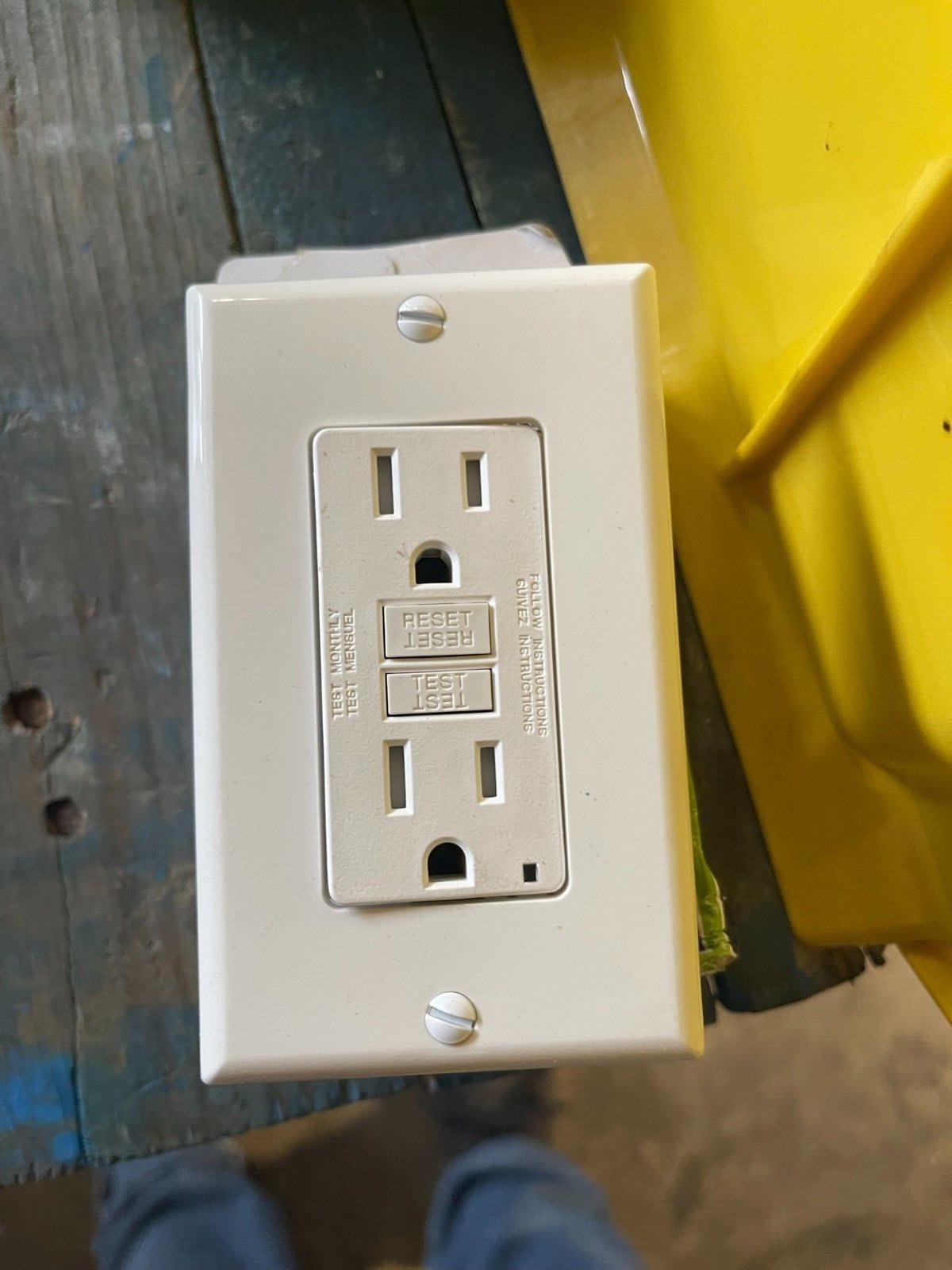 Leviton GFTR1-W Tamper-Resistant 15A 125V Outlet - White - Northside Material Brokers