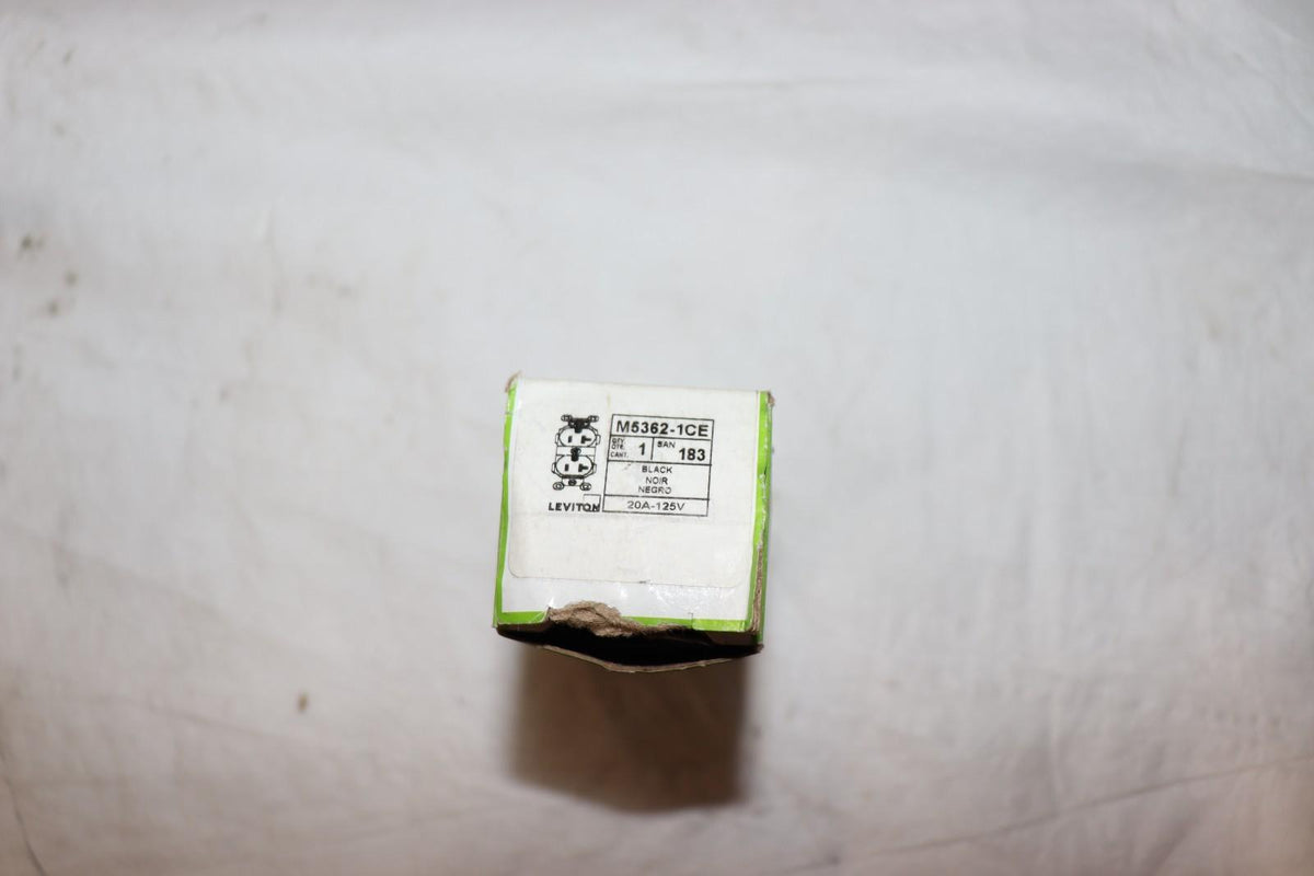 Leviton M5362-1CE Split Control 20A 125V 5-20R Industrial Black, Lev-Lock - Northside Material Brokers