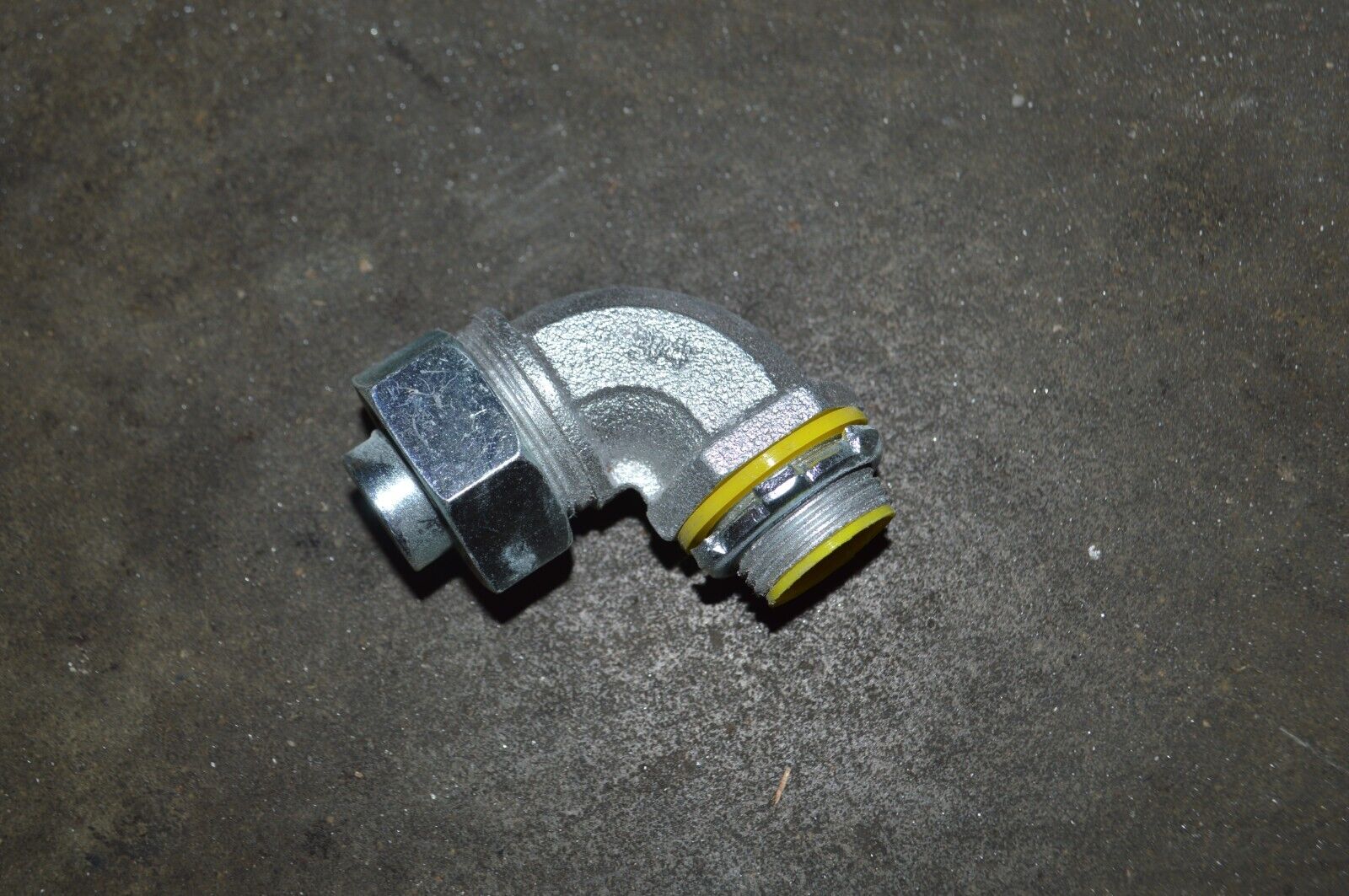 LIQUID TIGHT 90 DEGREE 3/4 ELBOW CONDUIT CONNECTOR, BOX 0F 10 - Northside Material Brokers