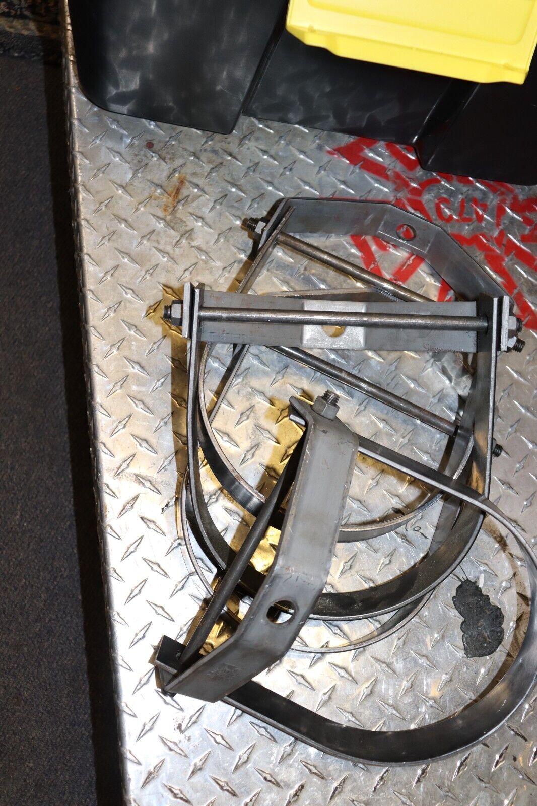 LOT OF 4 - ANVIL 260-8 ADJUSTABLE 8" CLEVIS PIPE HANGER, NEW - Northside Material Brokers