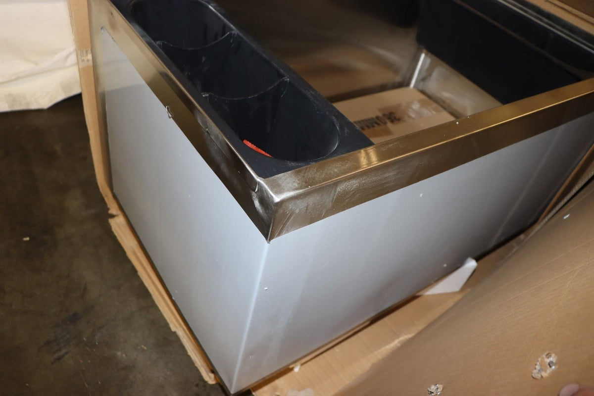 NEW 18X30 Under Bar Ice Bin Insulated 20 Gauge Stainless Regency 600IB1830 - Northside Material Brokers