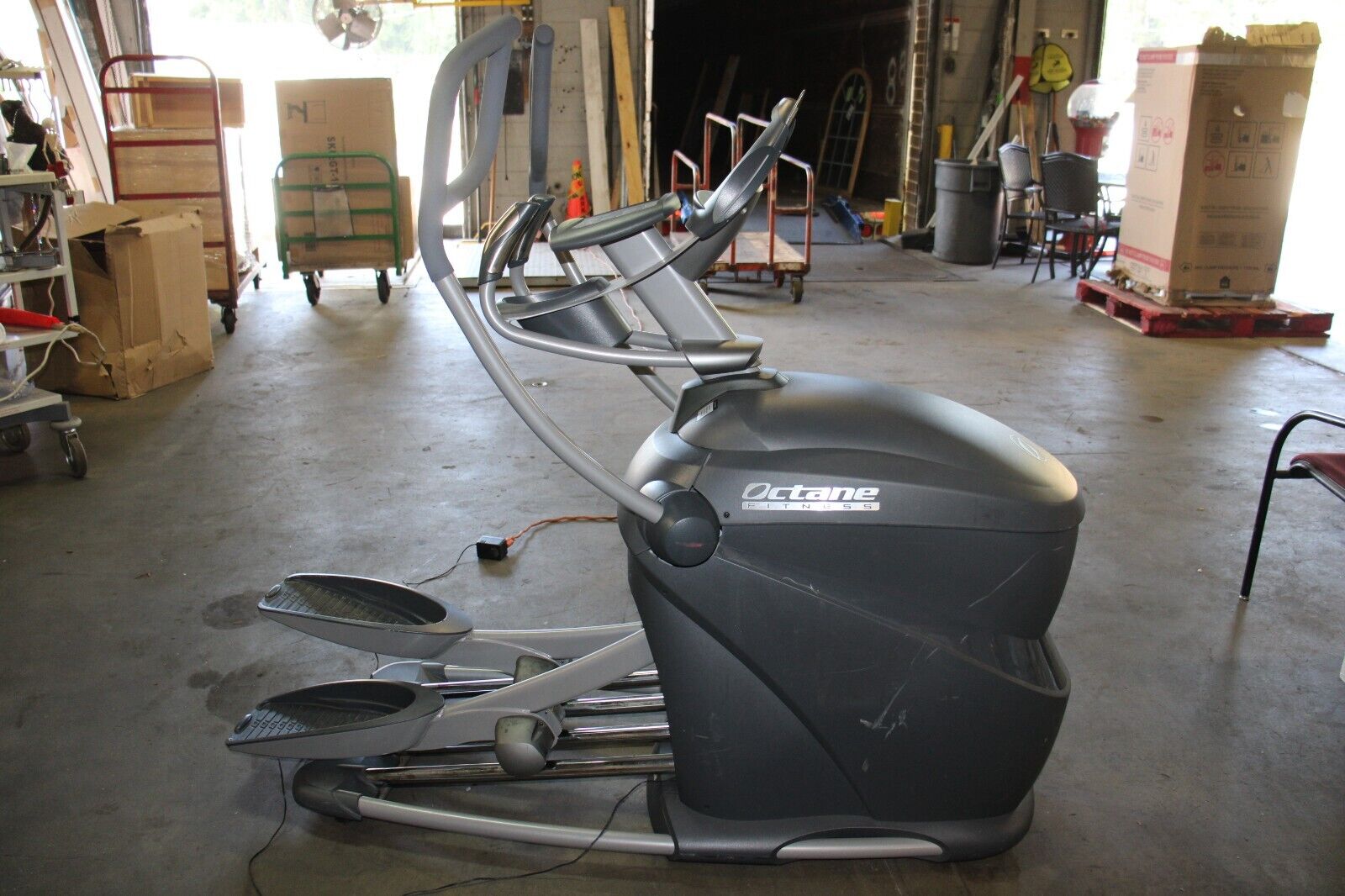 OCTANE FITNESS Q37ce ELIPTICAL MACHINE - Northside Material Brokers