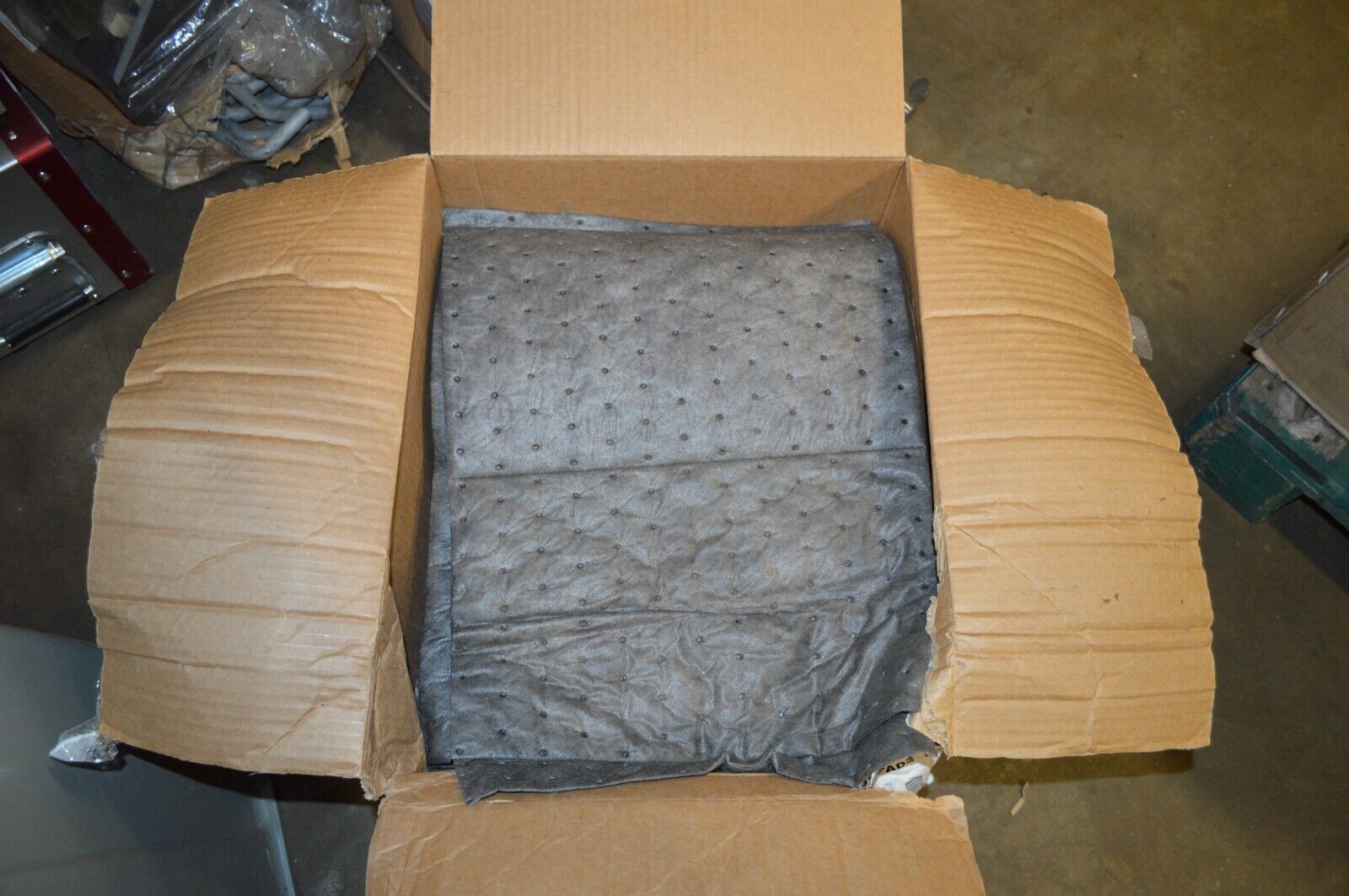 OilDri abosorbent pad Model 1HEJ2 - Northside Material Brokers