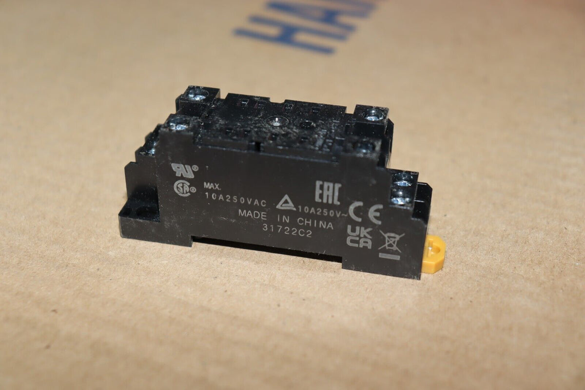 OMRON Relay Accessory: K, 10A @ 250VAC, PYFZ-08-E - Northside Material Brokers