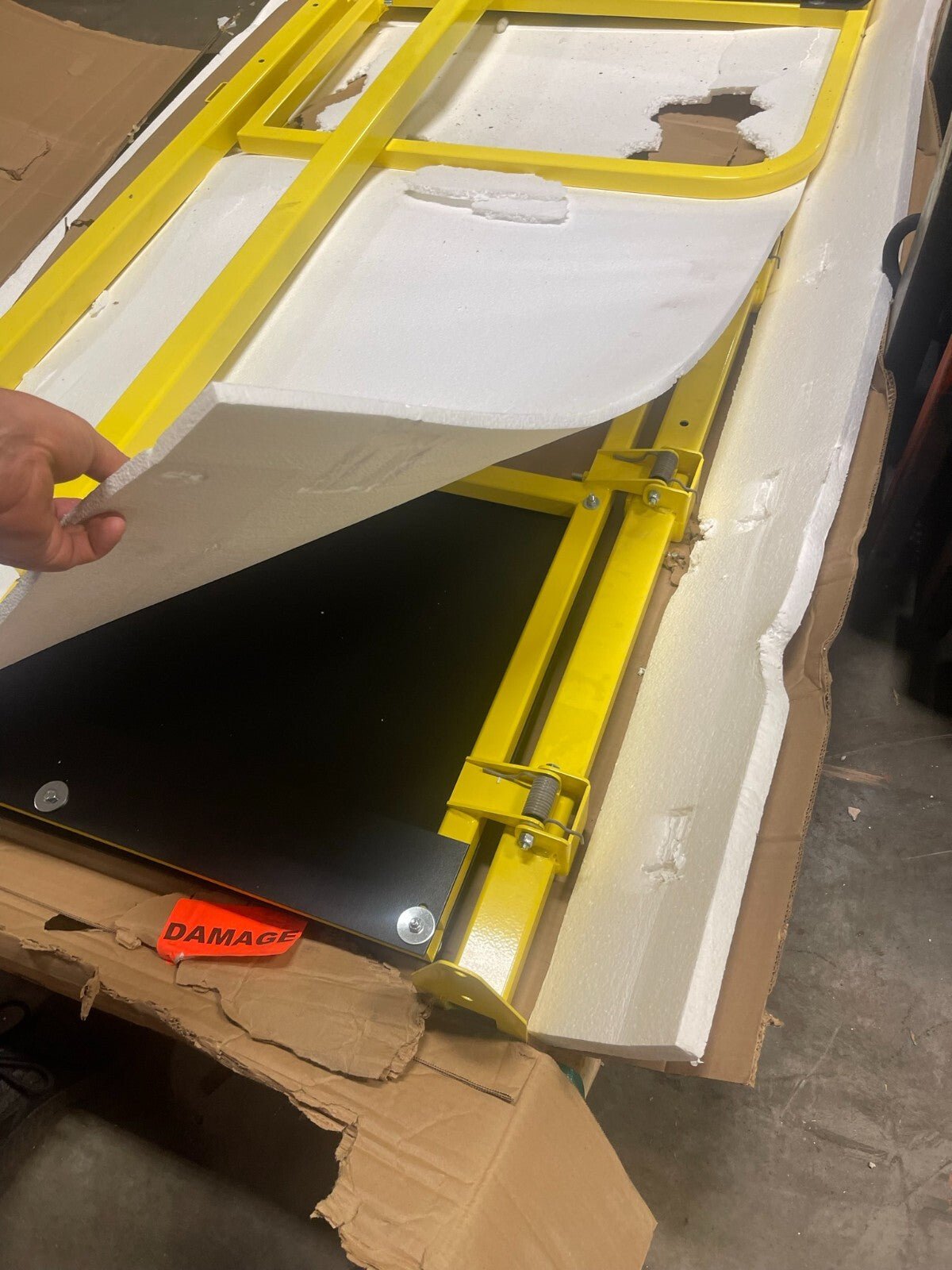 PS INDUSTRIES Pallet Safety Gate 80 in x 78 in Yellow 42 in Gate, PLG-7284 - Northside Material Brokers