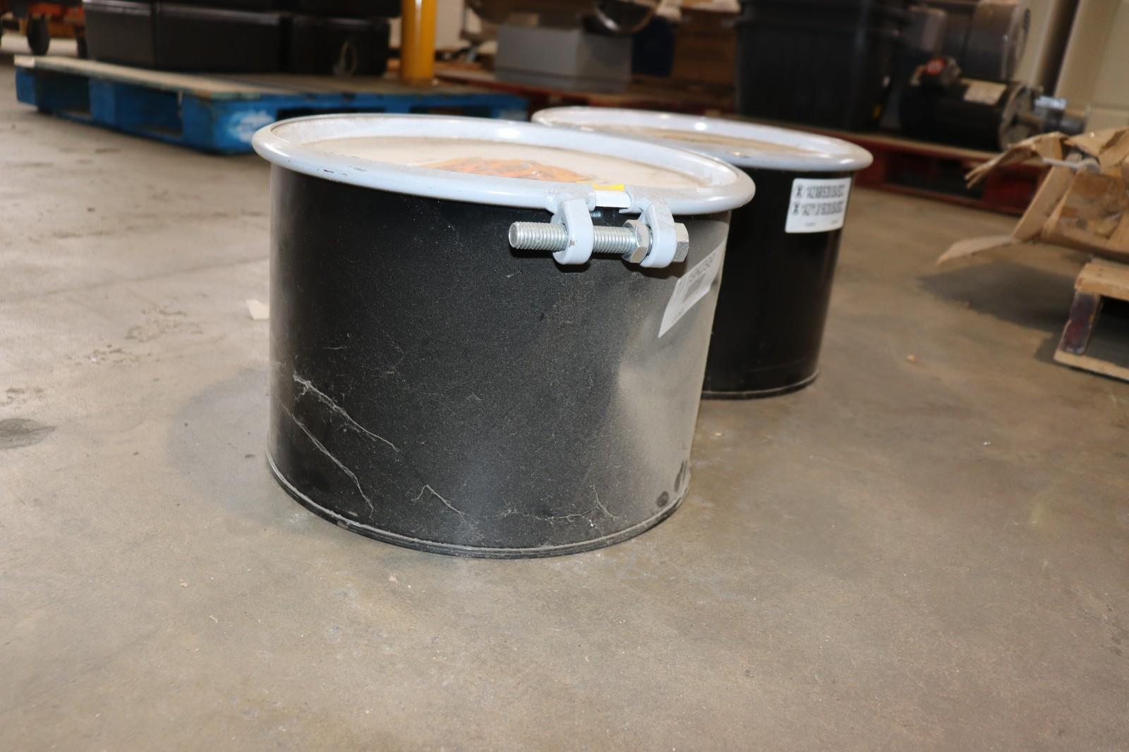 QTY 2 - Open Head Transport Drum, Steel, 5 Gal, Unlined, Black, Cq0501 - Northside Material Brokers