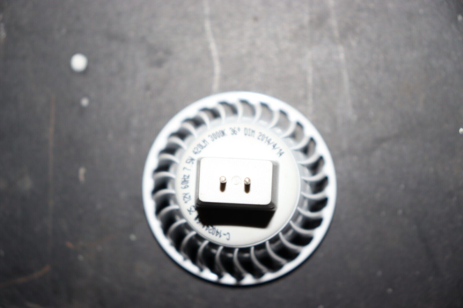 QUANTITY OF 6 - 2 PIN BULB, 7.5W, GU10 LED, 3000k, C-140241-64, 420 LUMENS, 12V - Northside Material Brokers