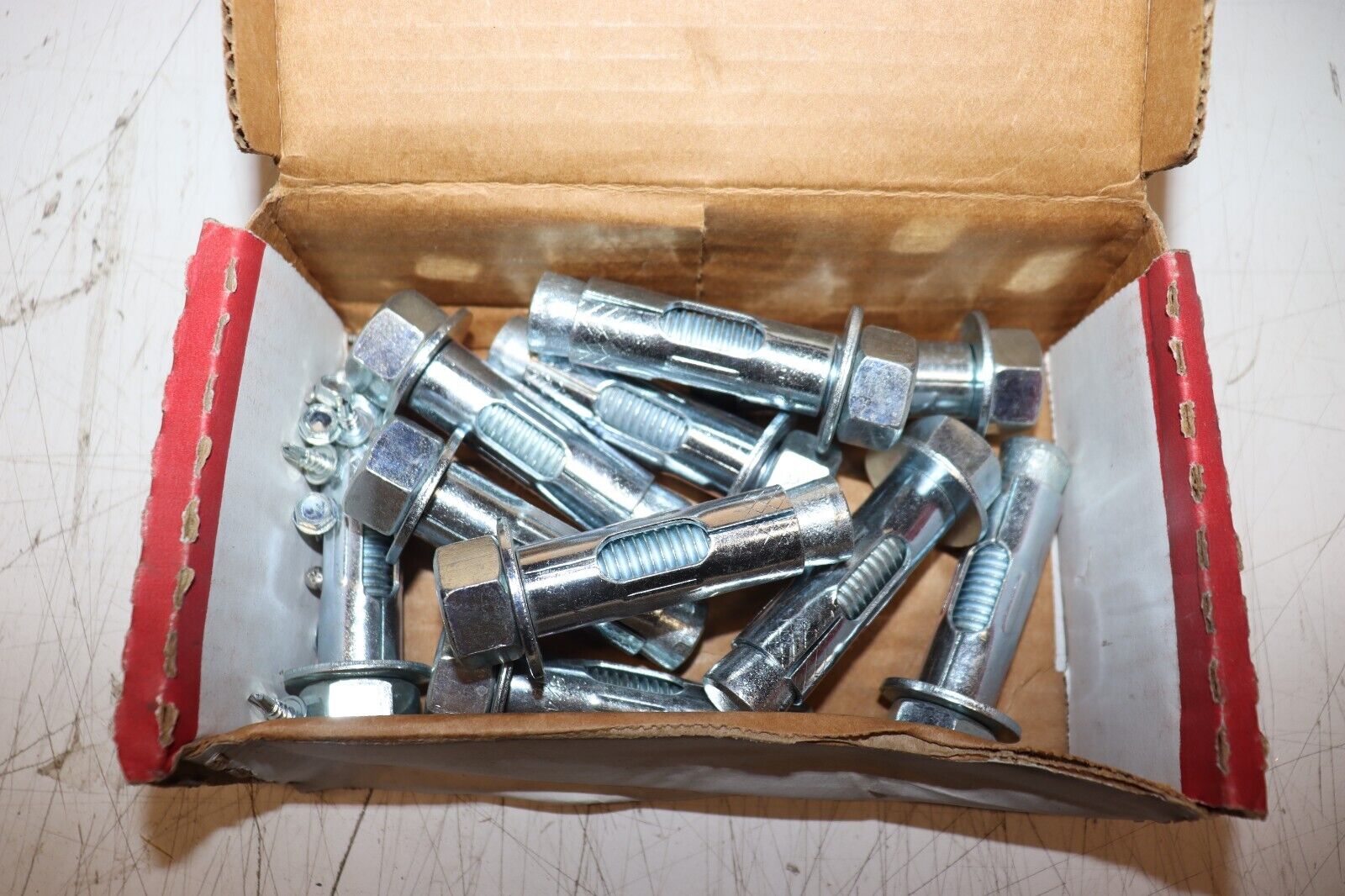 RED HEAD Sleeve Anchor: 2G498, 2 1/2 in Lg, 3/4Dia, 5/8-11 Thread Size, HN-3424 - Northside Material Brokers