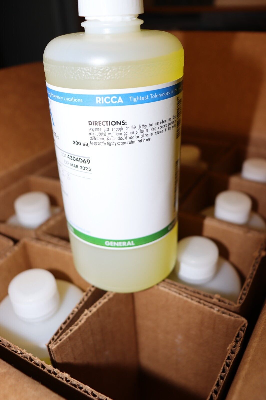 Ricca Chemical 1551-16, Reference Buffer: pH 7.00 +/-0.01 @ 25°C, Yellow, 500mL - Northside Material Brokers