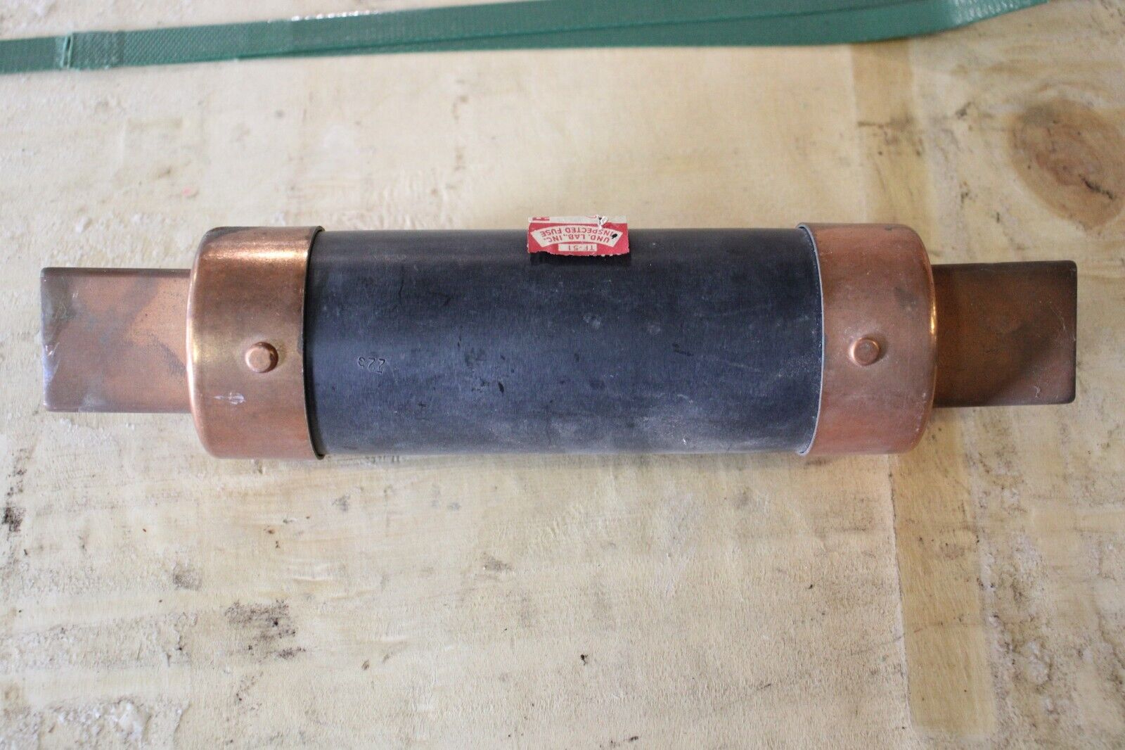ROYAL NOARK 225 AMP 600 VOLT FUSE TF-51 - Northside Material Brokers