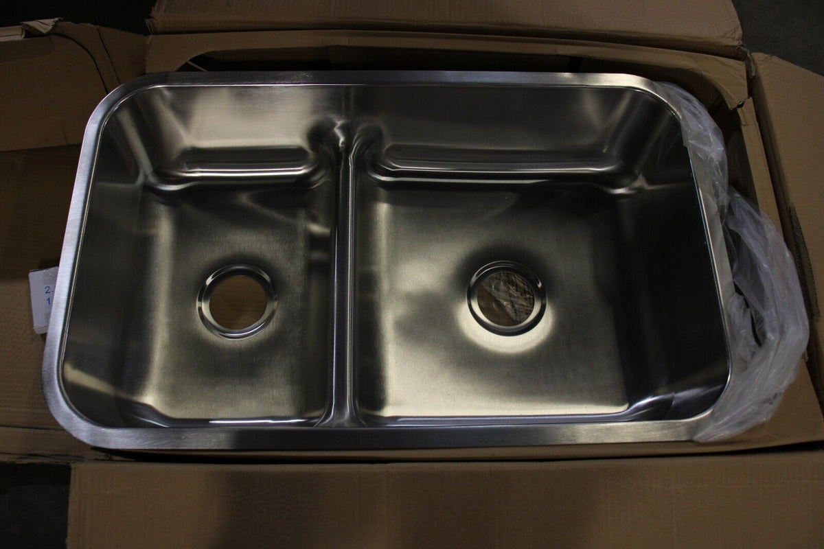 SIGNATURE HARDWARE CALVERTON DOUBLE BOWL KITCHEN SINK, SHCAURB3421 / SHCAURBA3421 - Northside Material Brokers