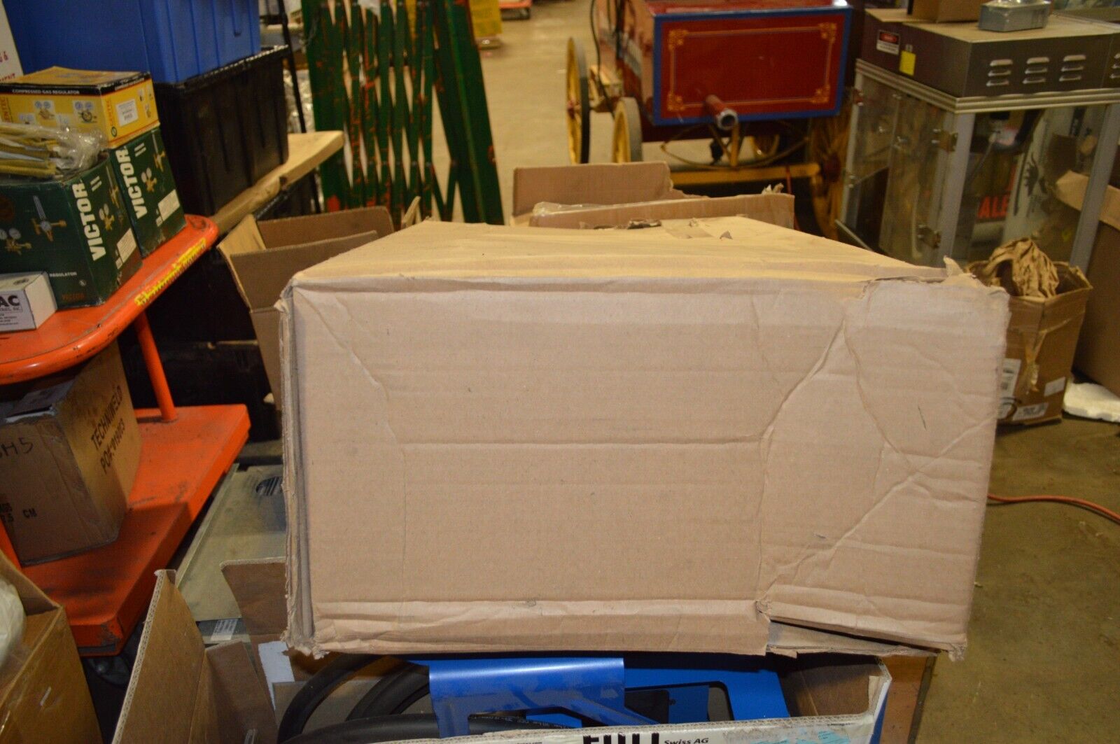 Spill Containment Berm: 8 ft W x 10 ft L, 595 gal Spill Capacity - Northside Material Brokers